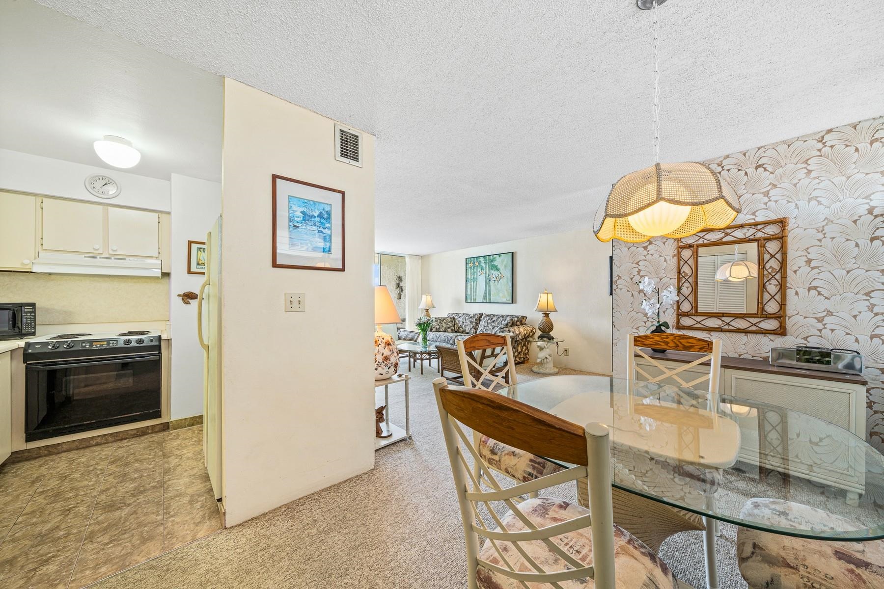 Royal Kahana condo # 1206, Lahaina, Hawaii - photo 8 of 42