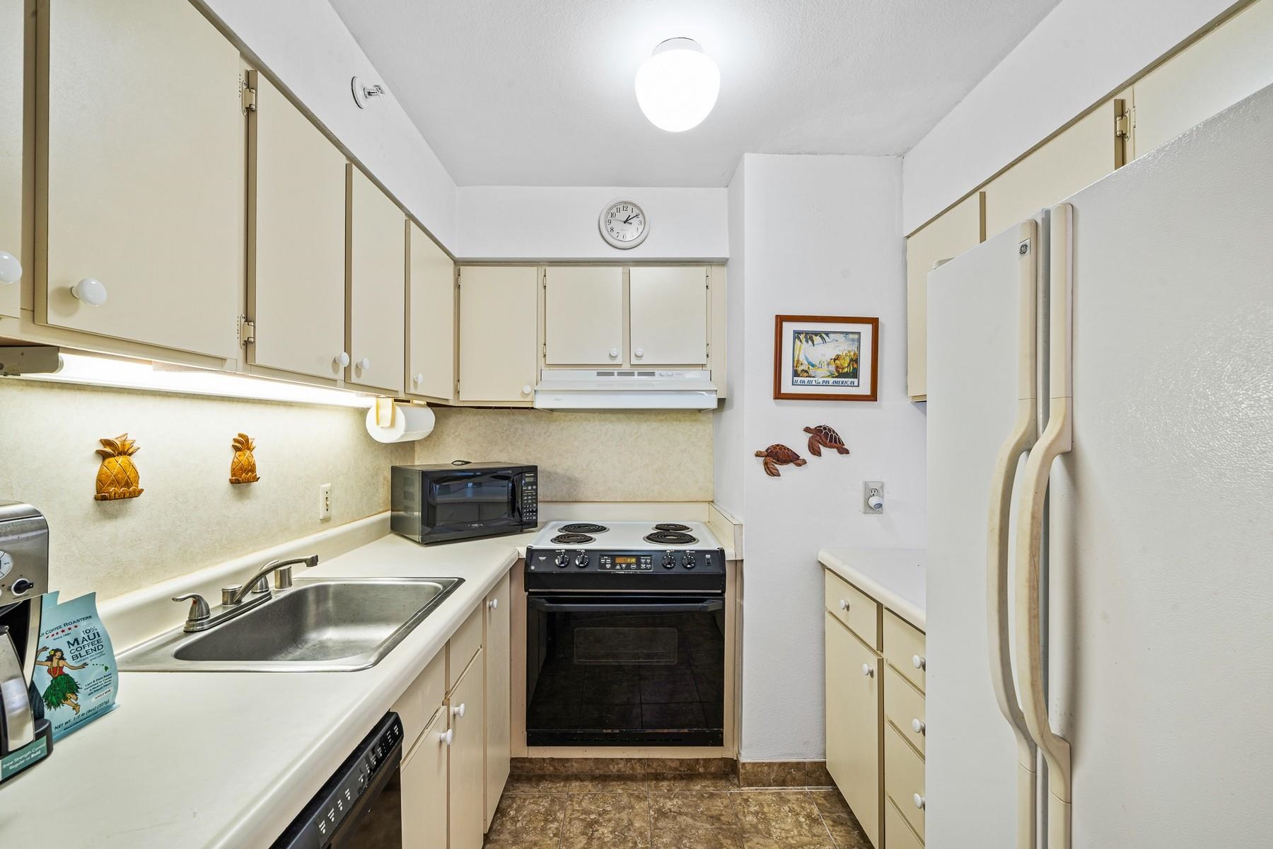 Royal Kahana condo # 1206, Lahaina, Hawaii - photo 10 of 42