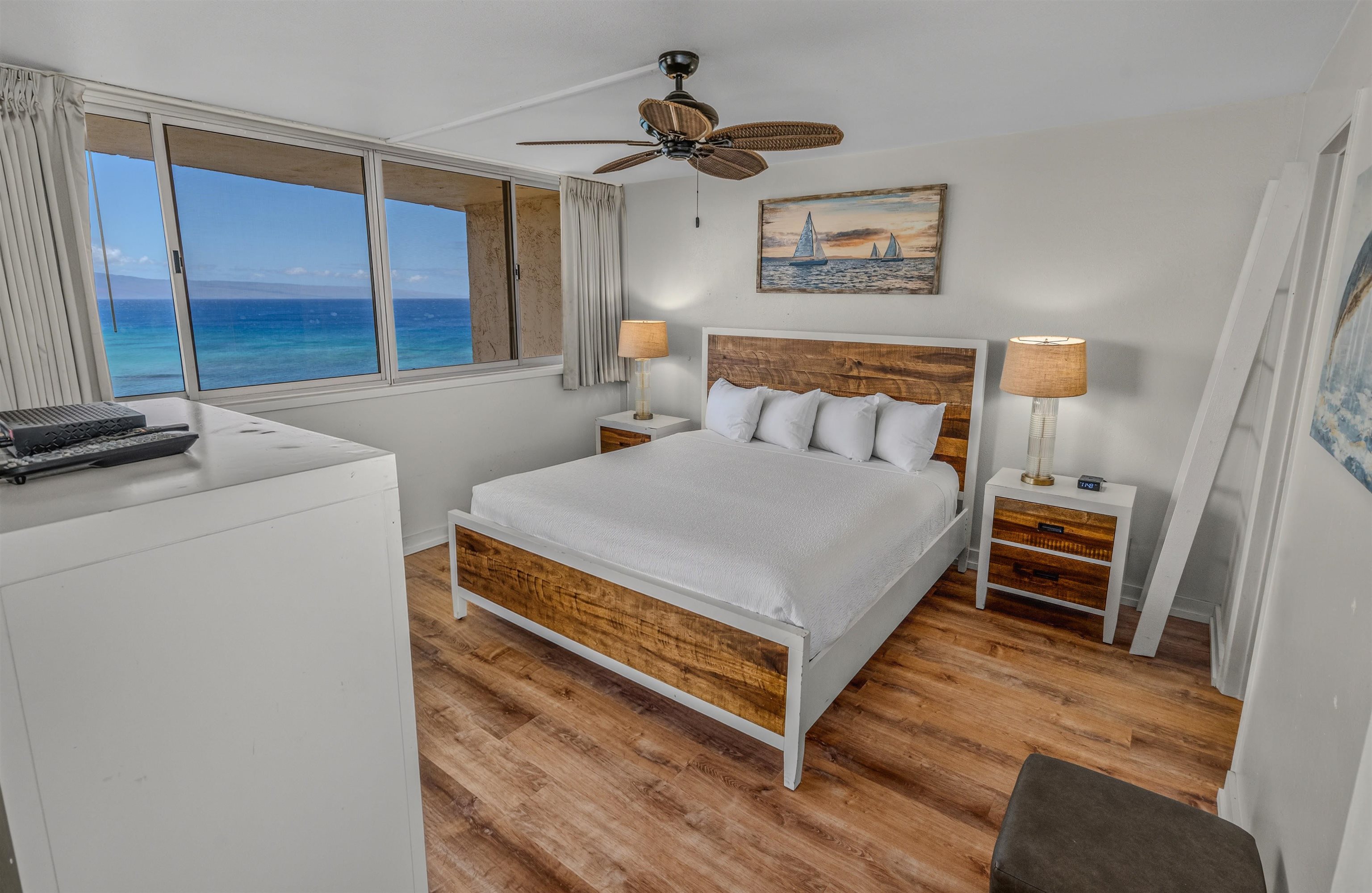 Royal Kahana condo # 1215, Lahaina, Hawaii - photo 3 of 31