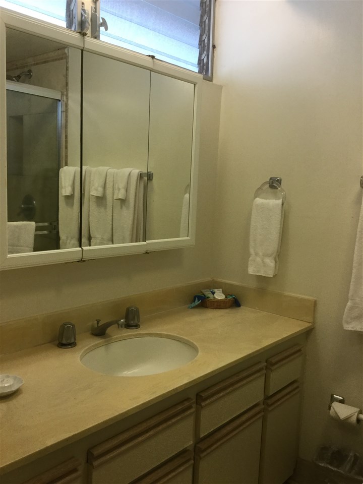 Royal Kahana condo # 203, Lahaina, Hawaii - photo 17 of 18