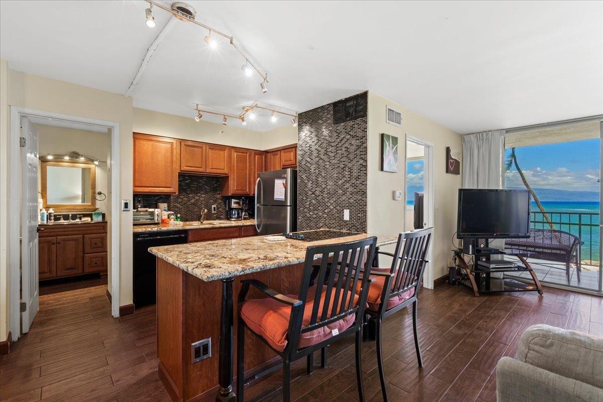 Royal Kahana condo # 209, Lahaina, Hawaii - photo 4 of 29
