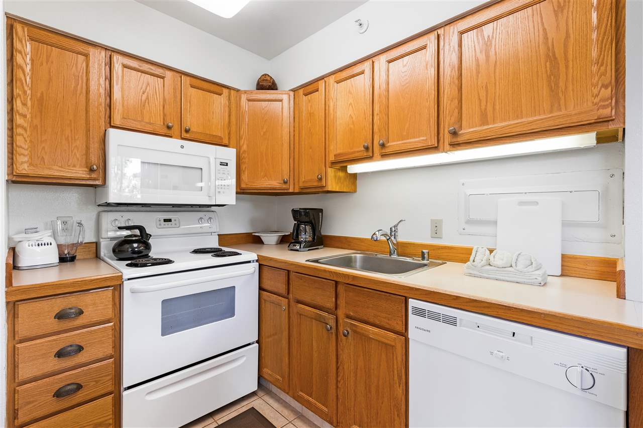 Royal Kahana condo # 301, Lahaina, Hawaii - photo 7 of 30