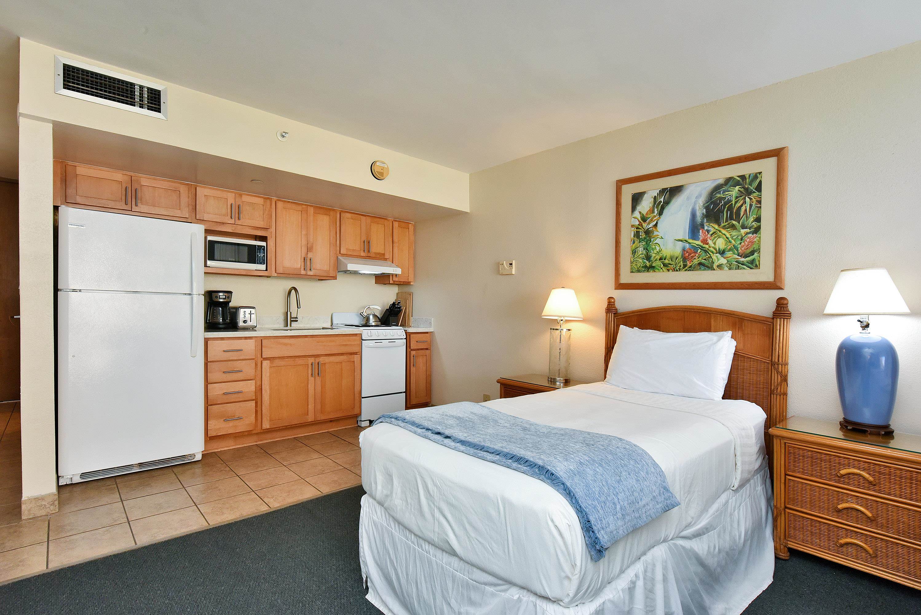 Royal Kahana condo # 618, Lahaina, Hawaii - photo 7 of 50