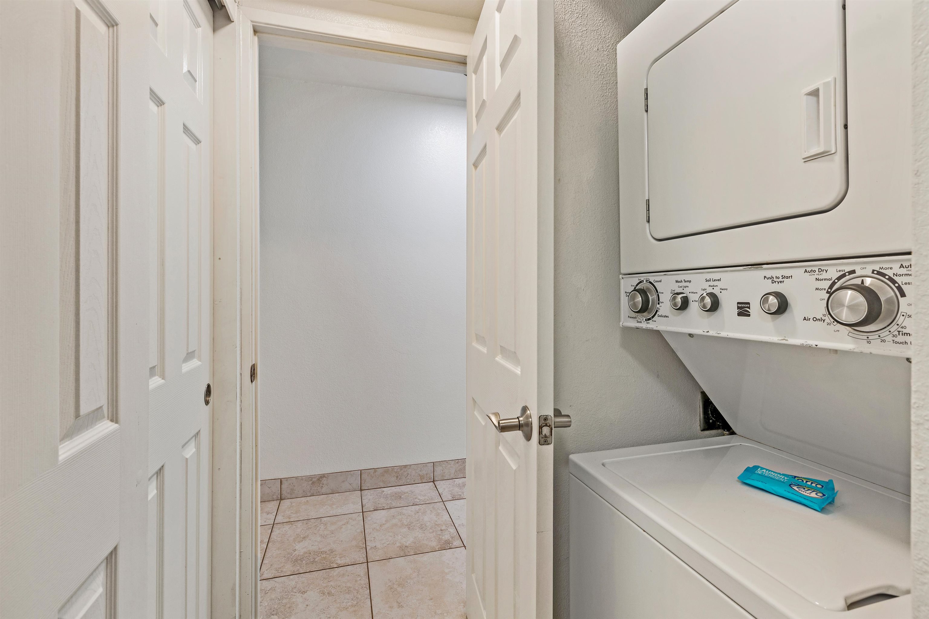 Royal Kahana condo # 817, Lahaina, Hawaii - photo 23 of 41