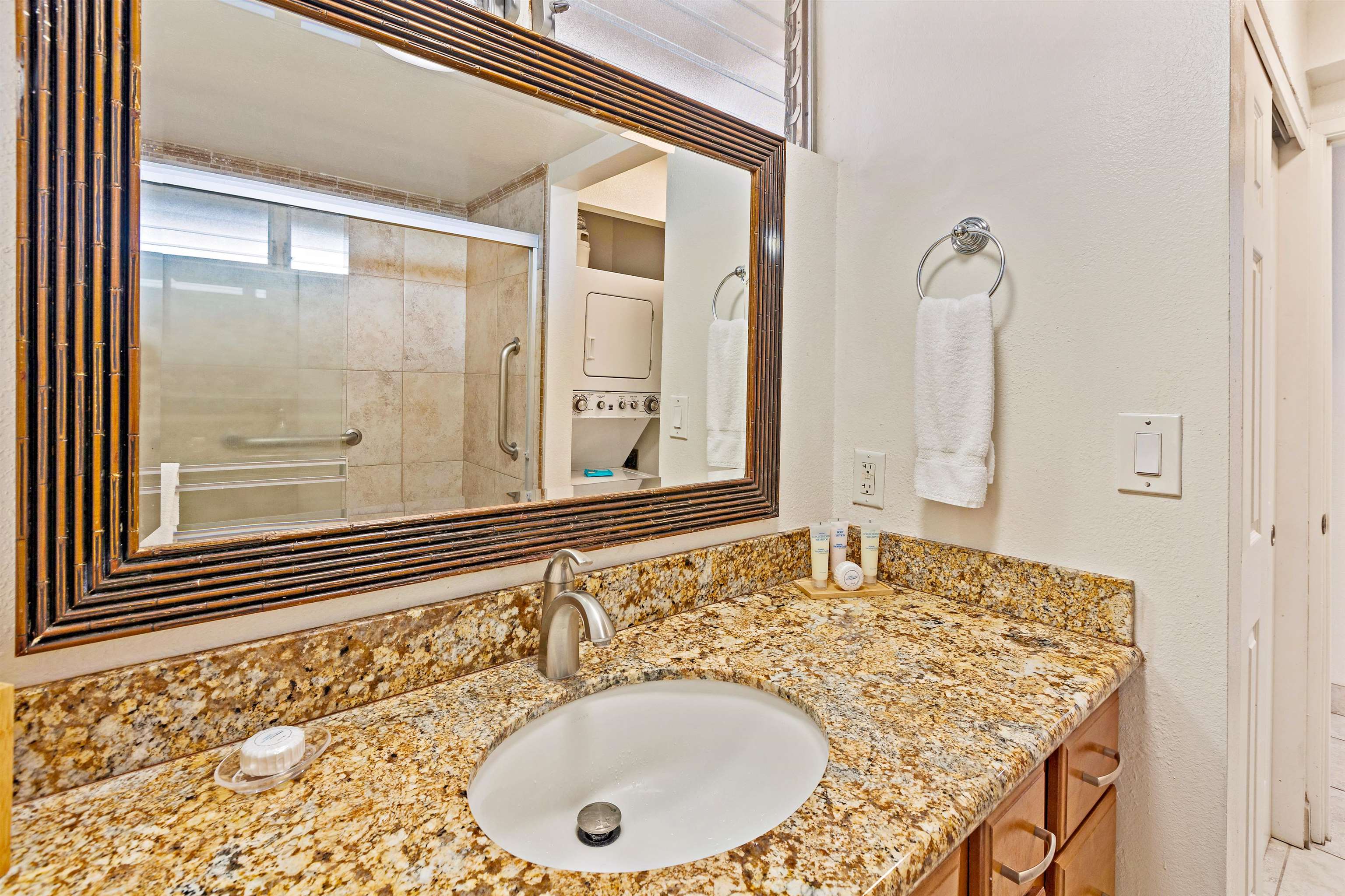 Royal Kahana condo # 817, Lahaina, Hawaii - photo 26 of 41