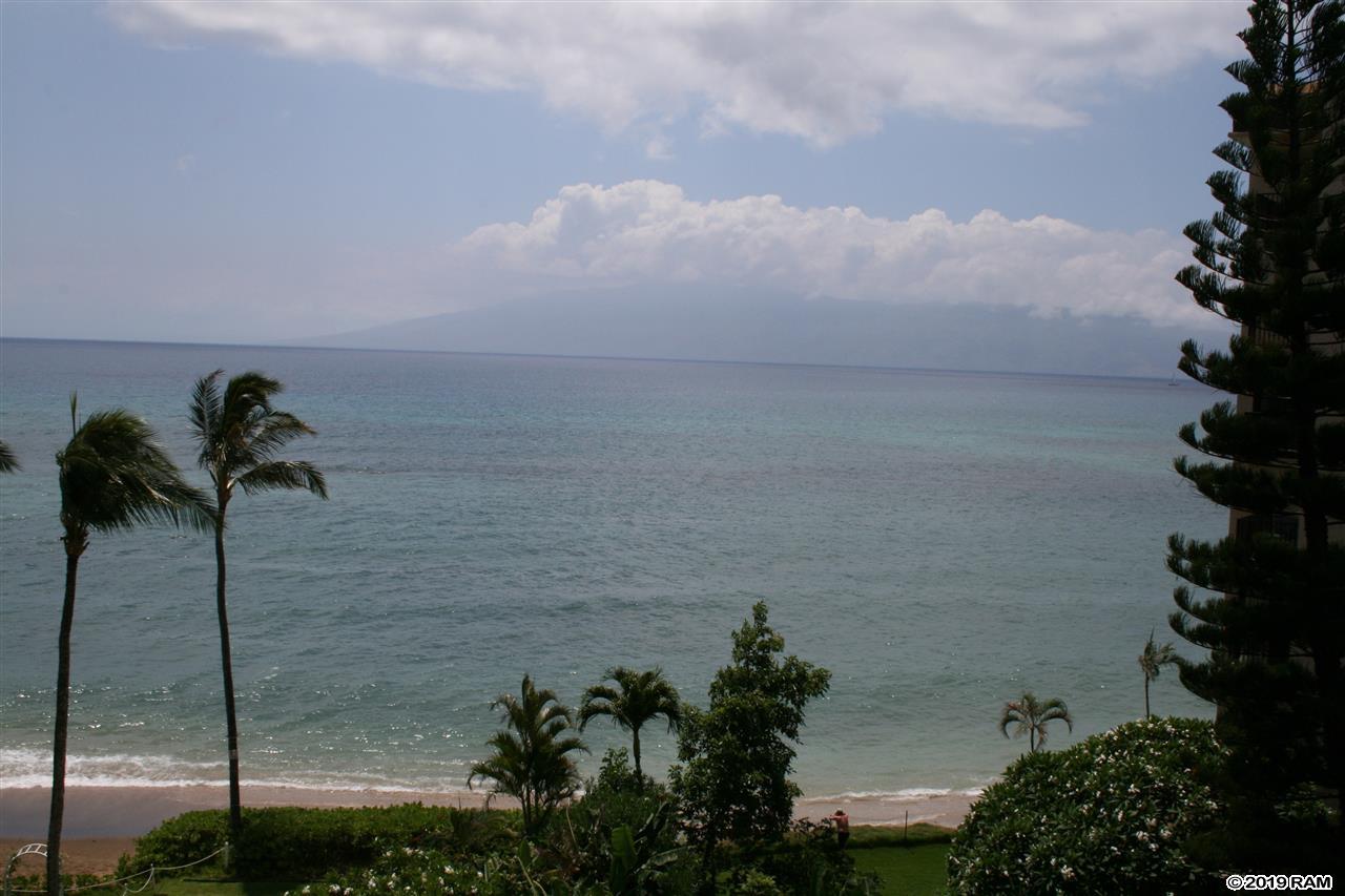 Royal Kahana condo # 903, Lahaina, Hawaii - photo 8 of 13