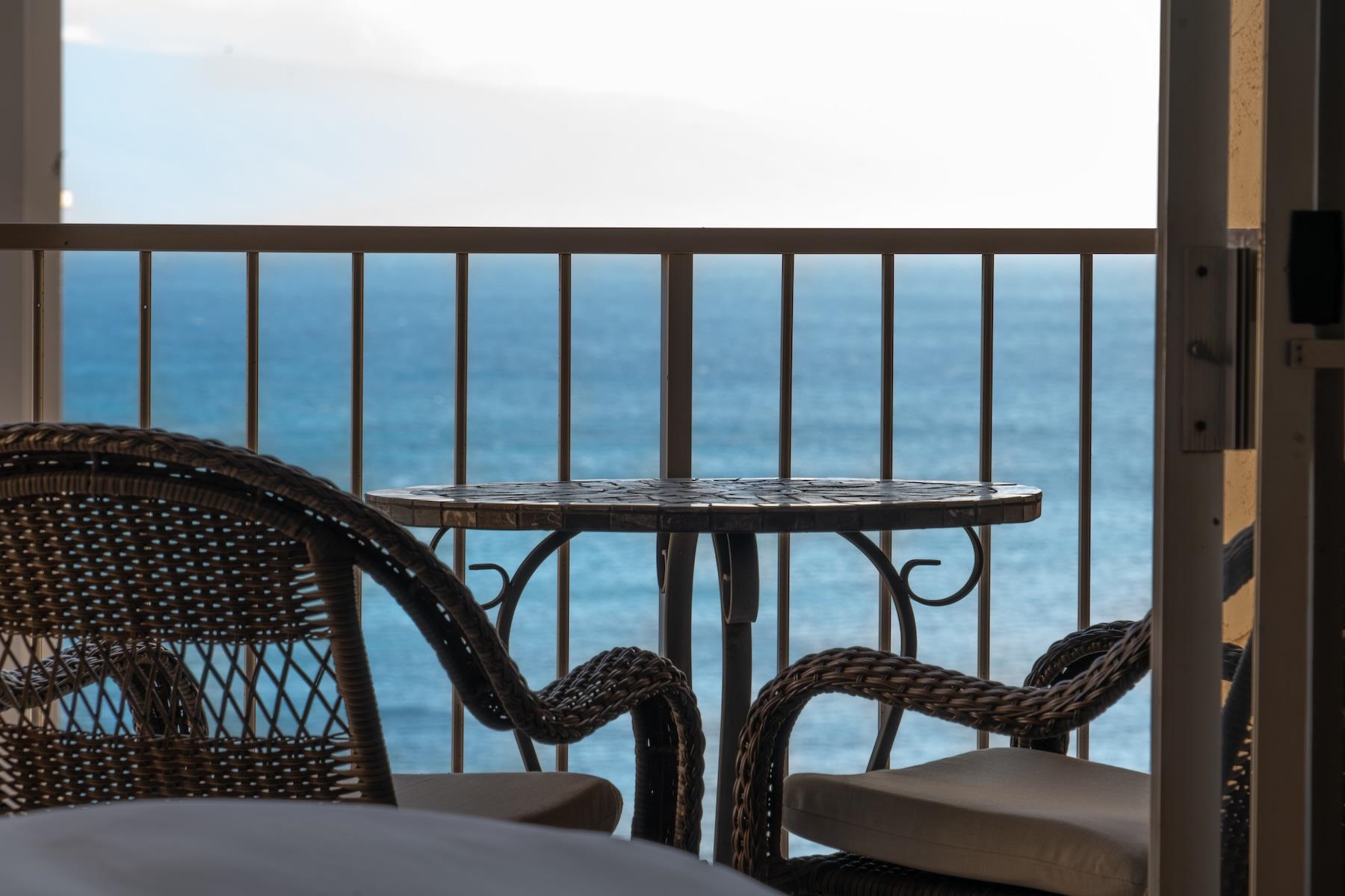 Royal Kahana condo # 916, Lahaina, Hawaii - photo 2 of 23