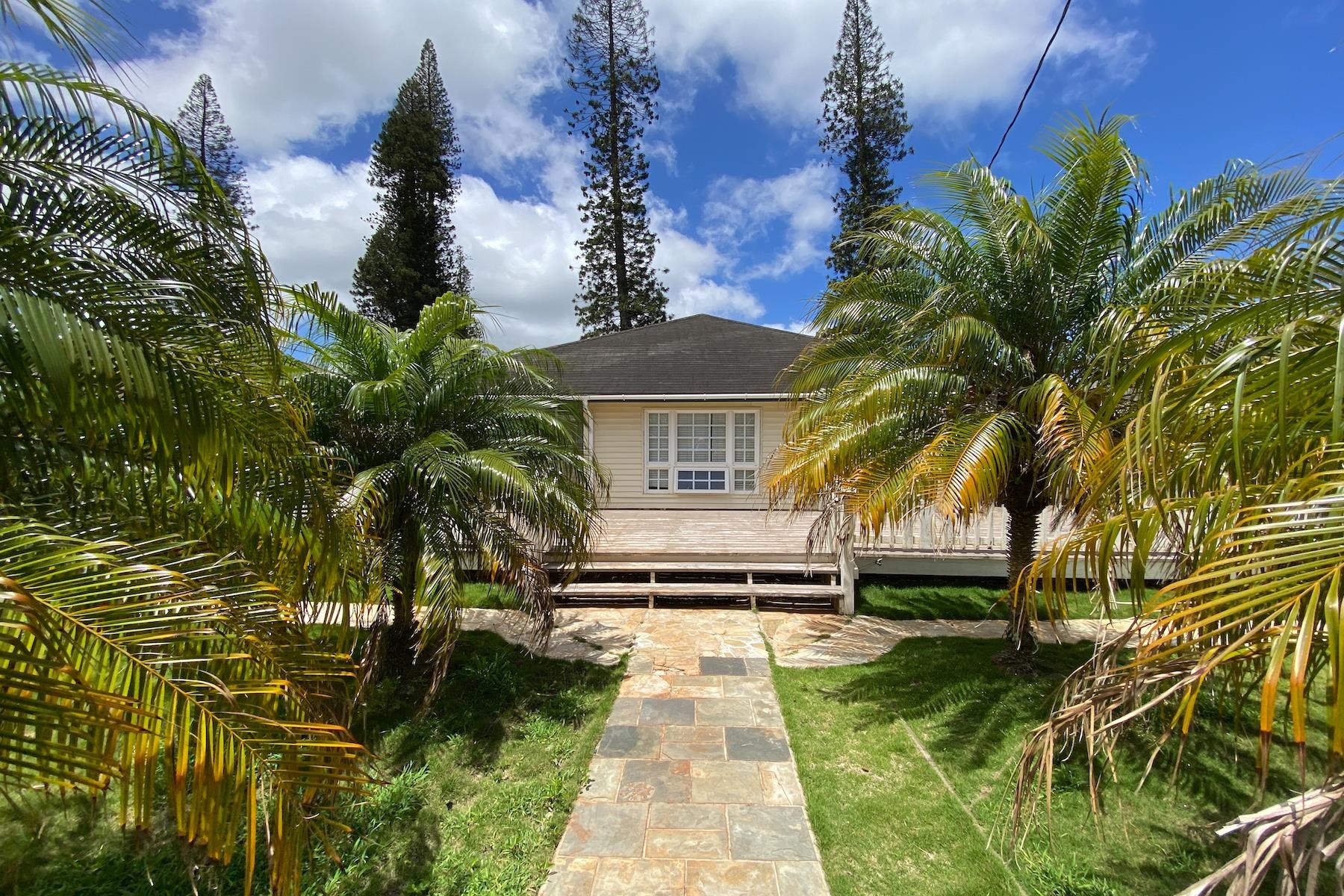 437  Ilima Ave Lanai, Lanai home - photo 2 of 27