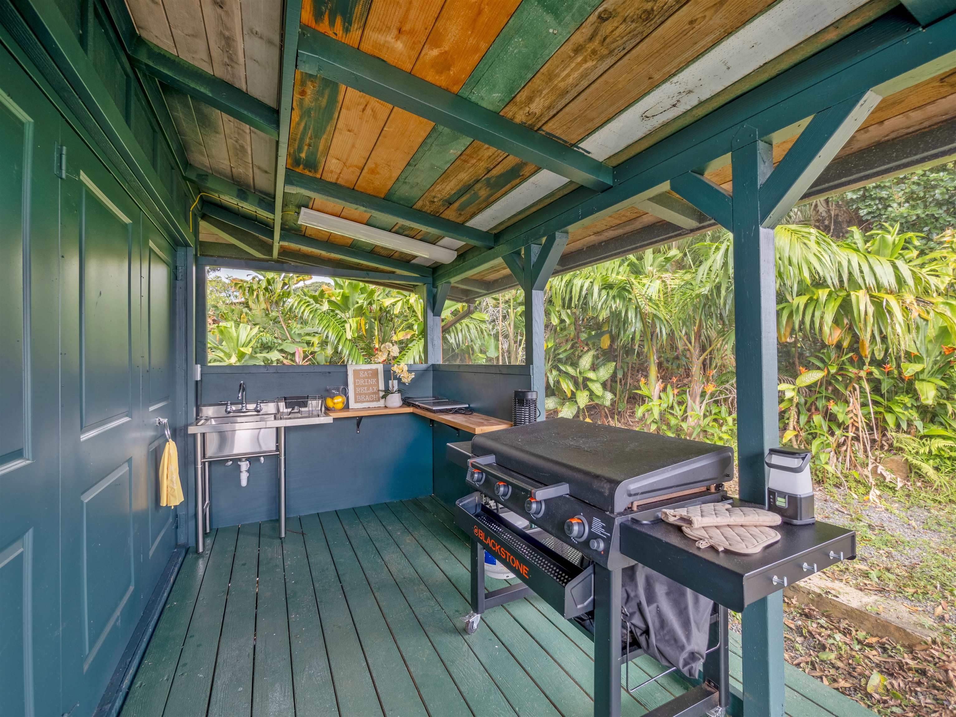 44 Hanauana Rd   - photo 13 of 47