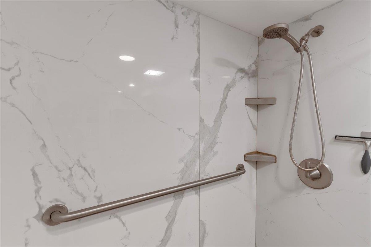 Hale Kanani condo # 2-102, Kihei, Hawaii - photo 22 of 42