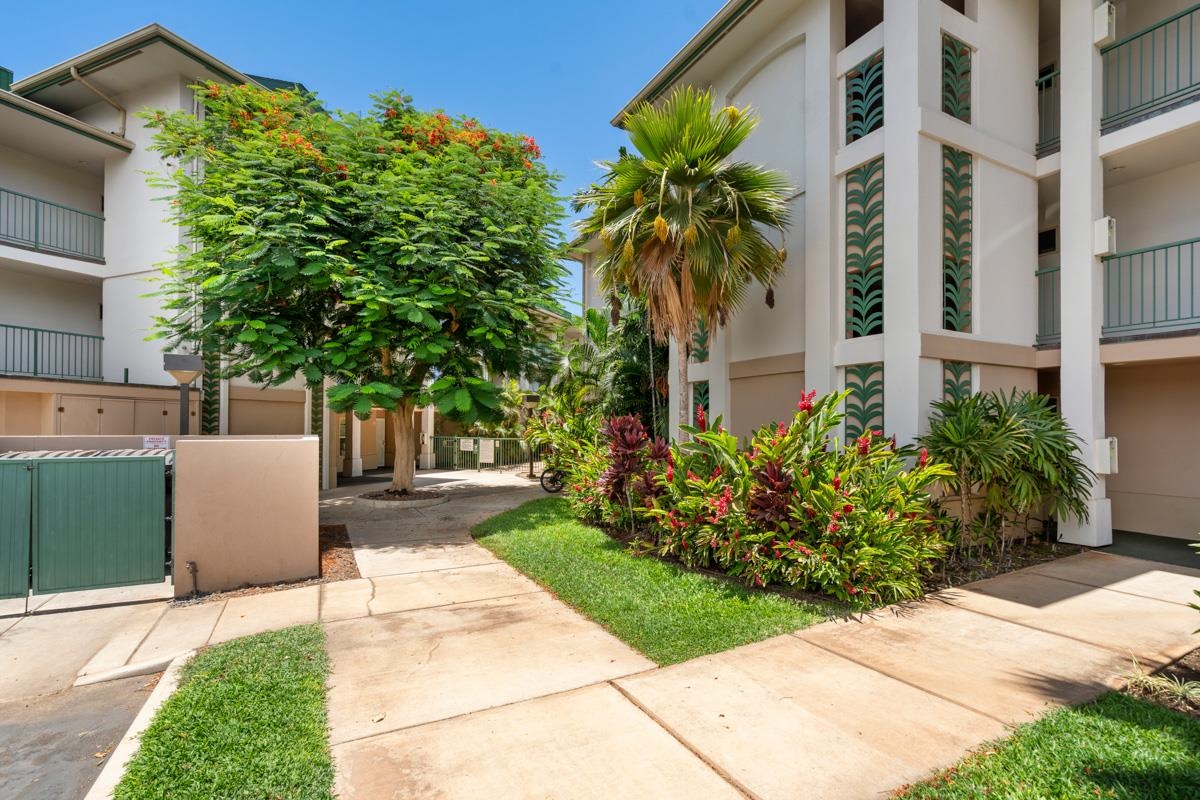 Hale Kanani condo # 2-102, Kihei, Hawaii - photo 33 of 42