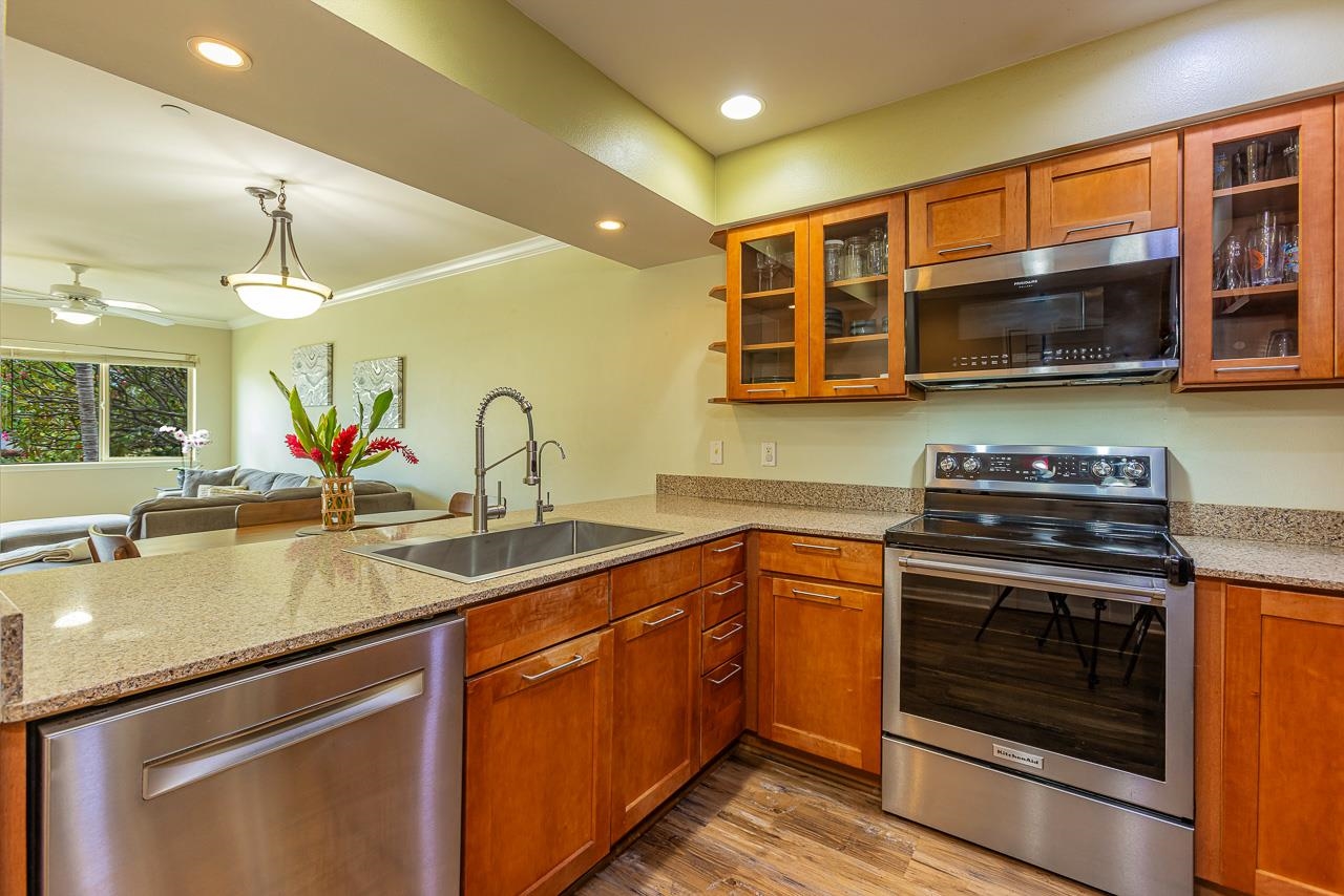 Hale Kanani condo # 3-205, Kihei, Hawaii - photo 12 of 41