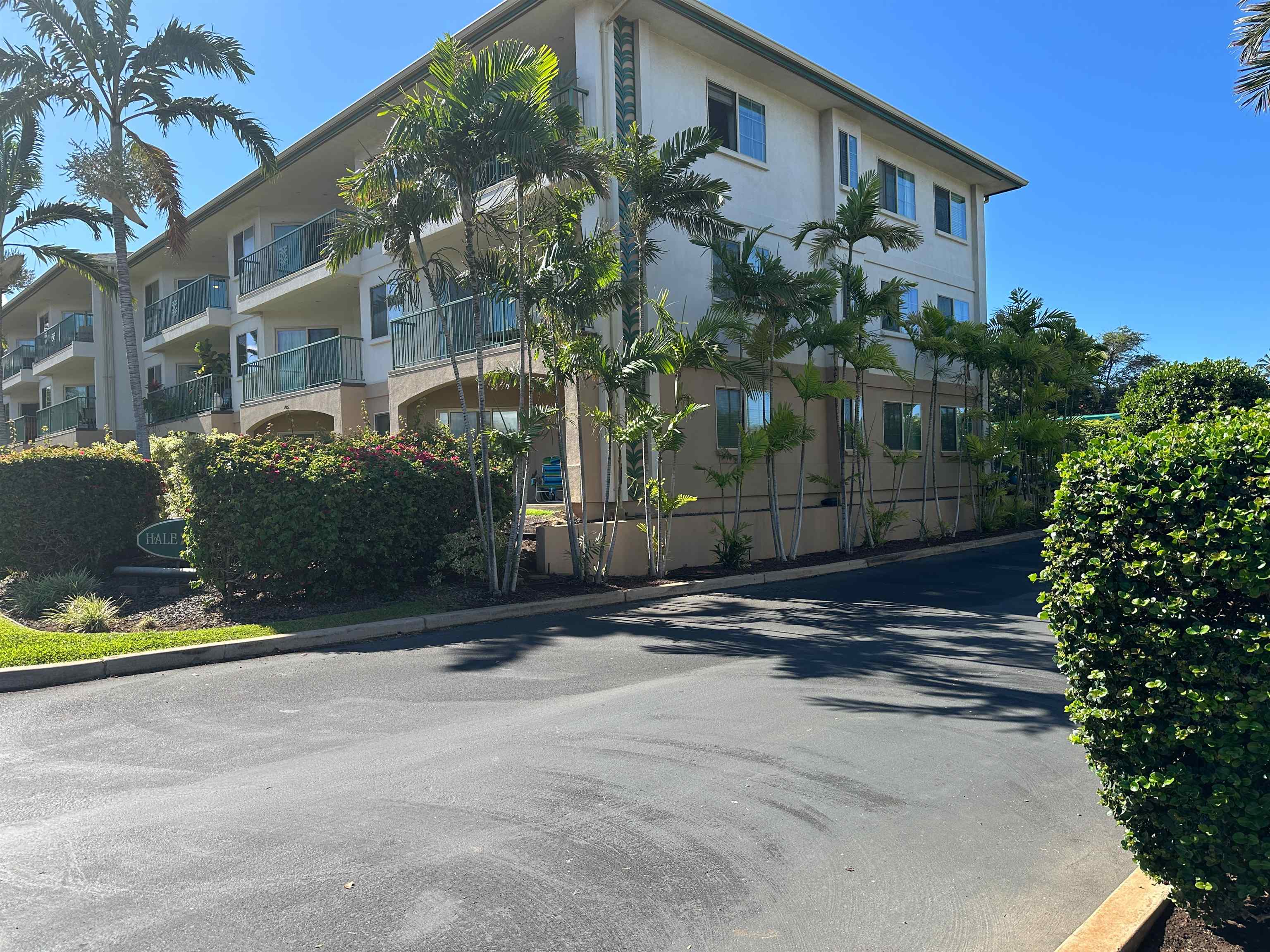 Hale Kanani condo # 4-103, Kihei, Hawaii - photo 33 of 36