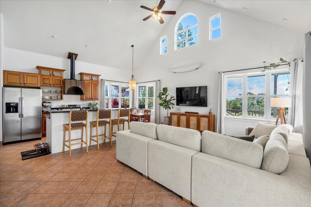 44  Kaupakalua Rd , Haiku home - photo 12 of 48