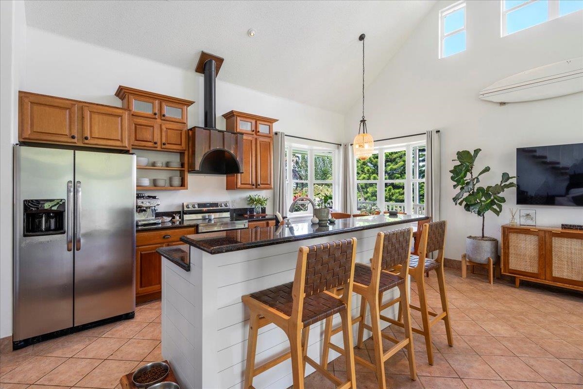 44  Kaupakalua Rd , Haiku home - photo 14 of 48