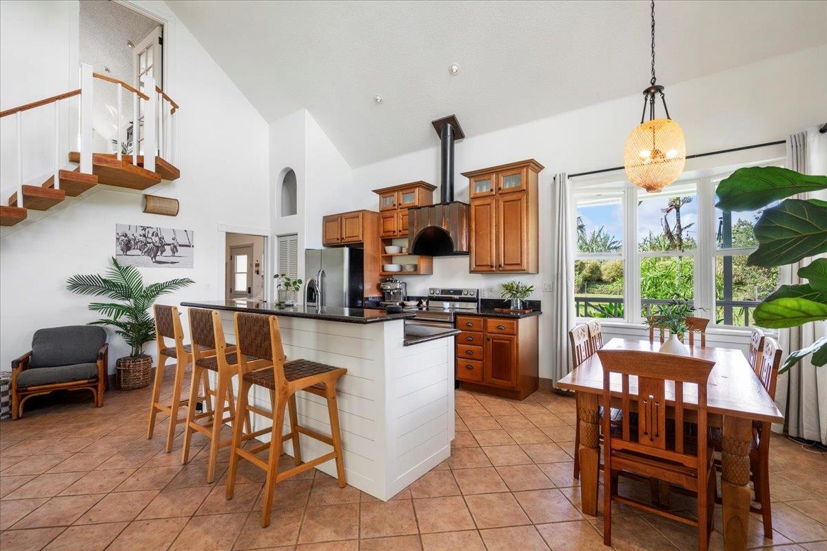 44  Kaupakalua Rd , Haiku home - photo 15 of 48