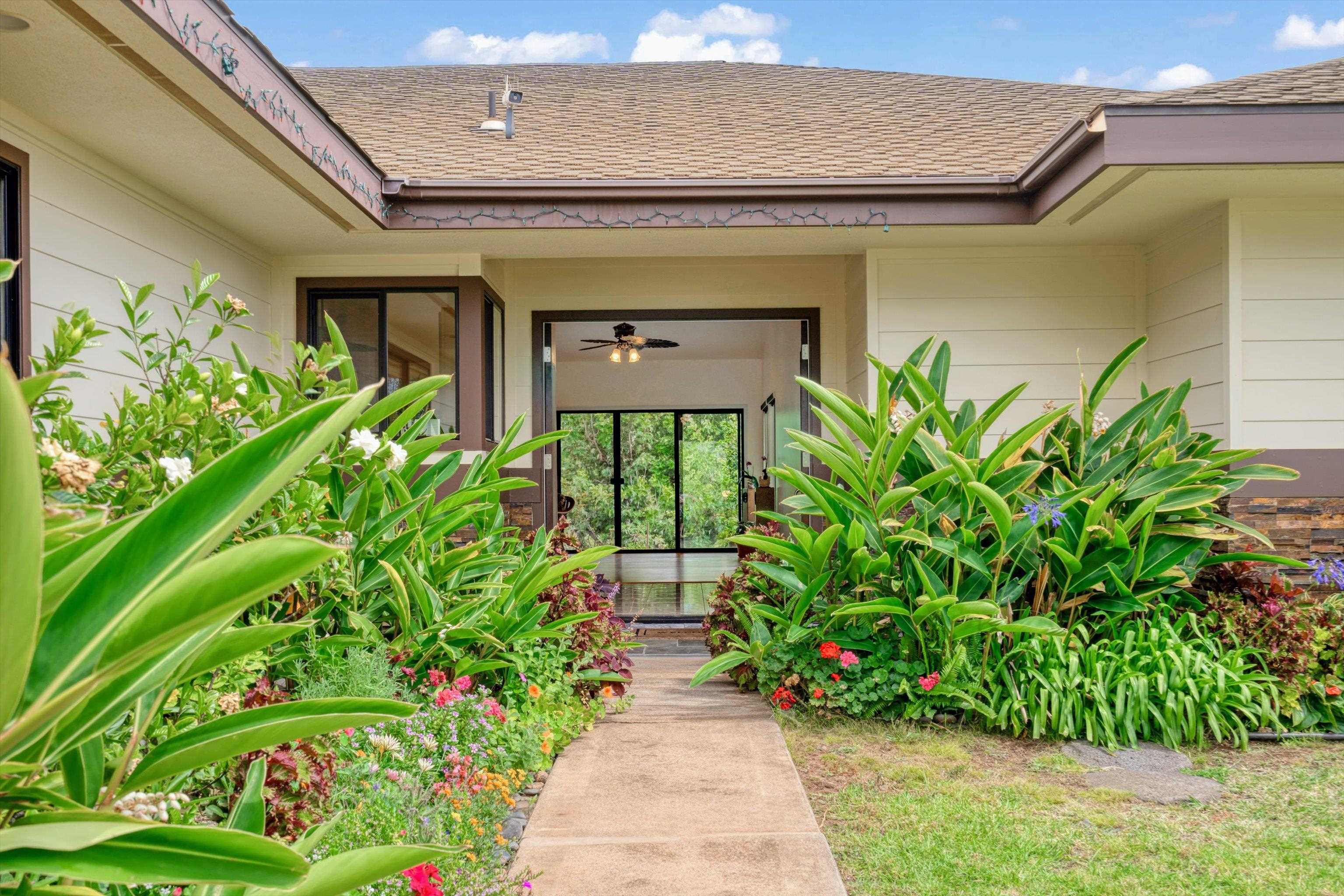 44  Kulamanu Cir , Kula/Ulupalakua/Kanaio home - photo 2 of 31