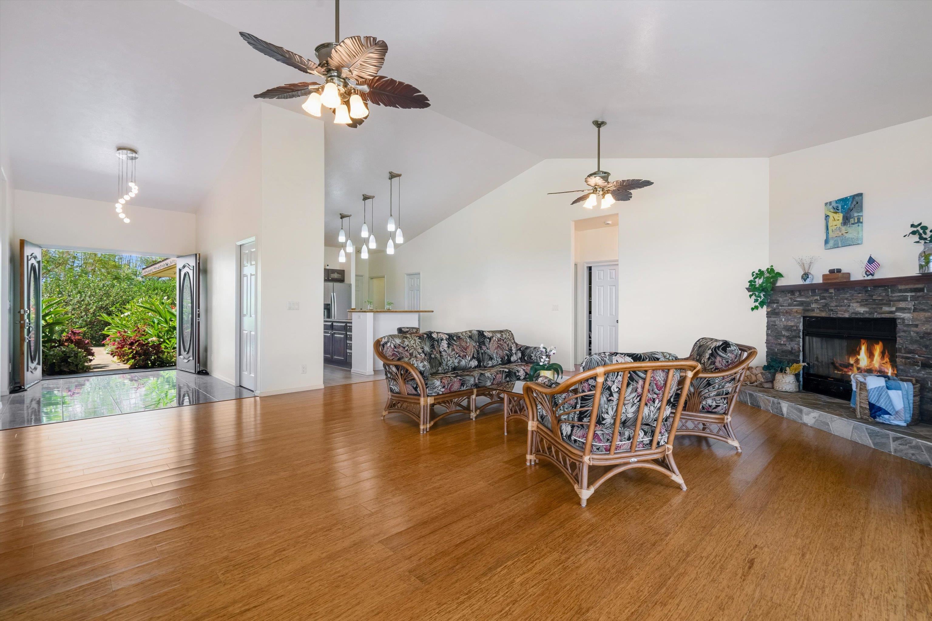 44  Kulamanu Cir , Kula/Ulupalakua/Kanaio home - photo 4 of 31