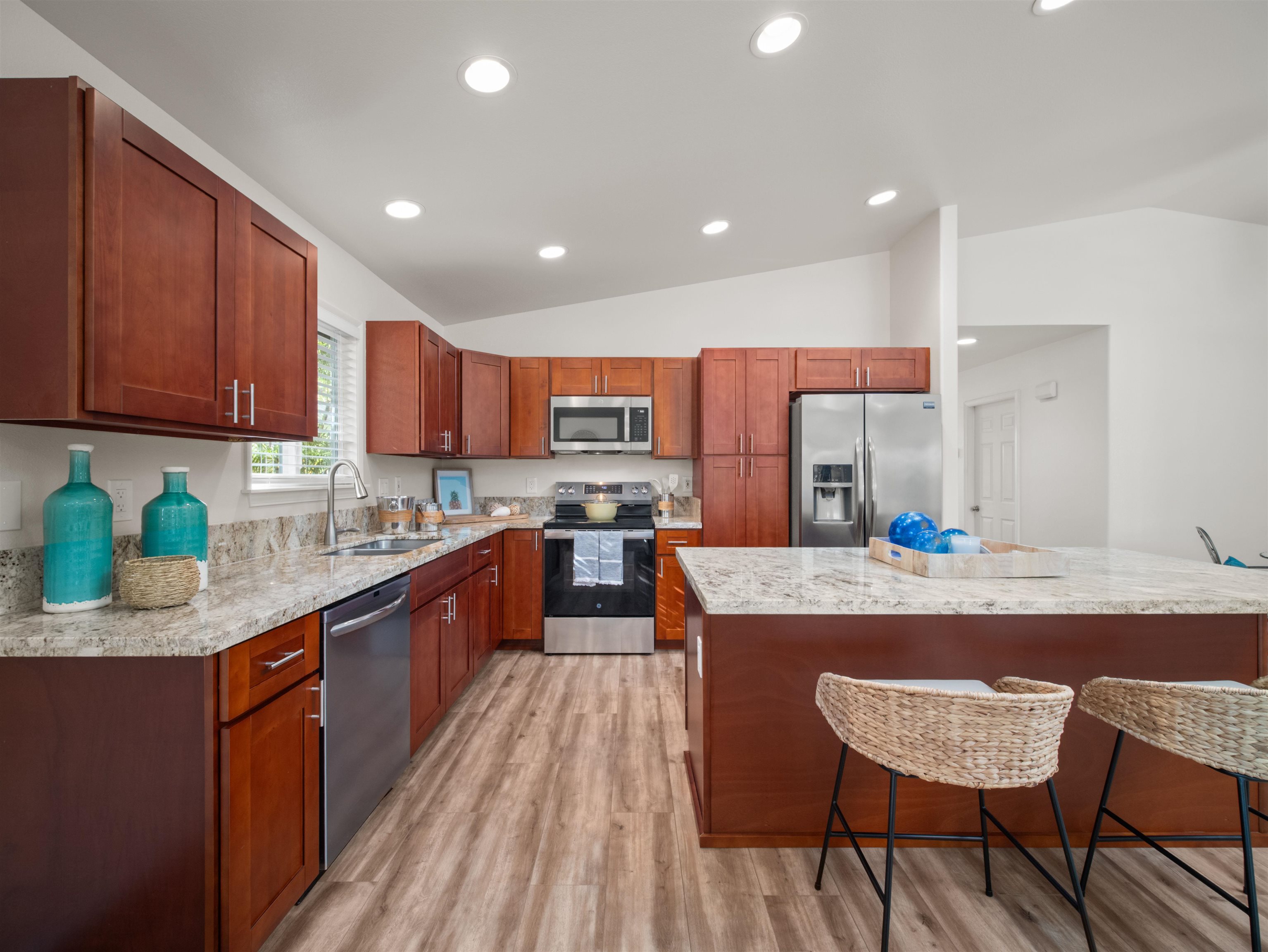 44  Polale St , Kihei home - photo 2 of 28