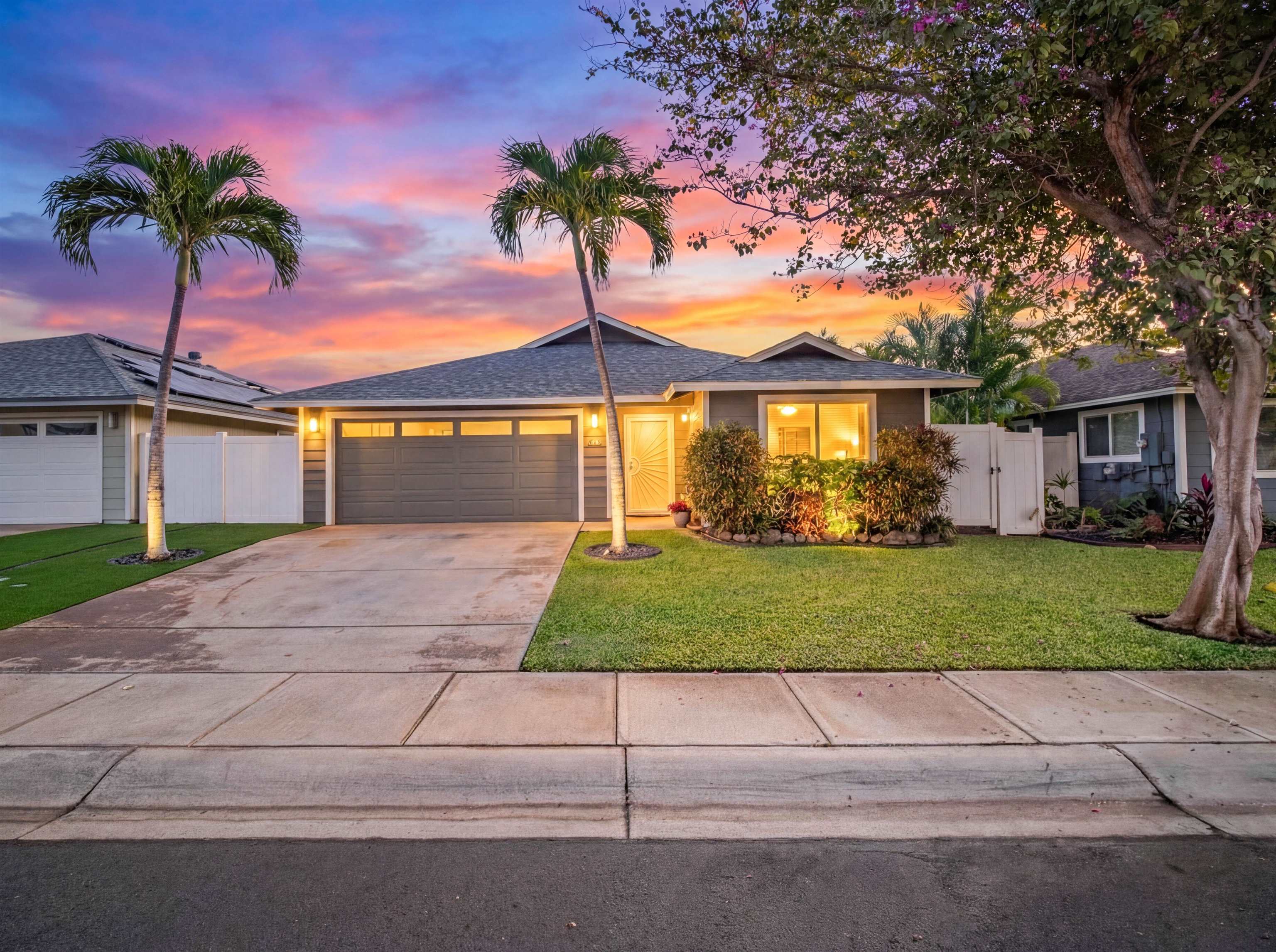 44  Polale St , Kihei home - photo 3 of 28