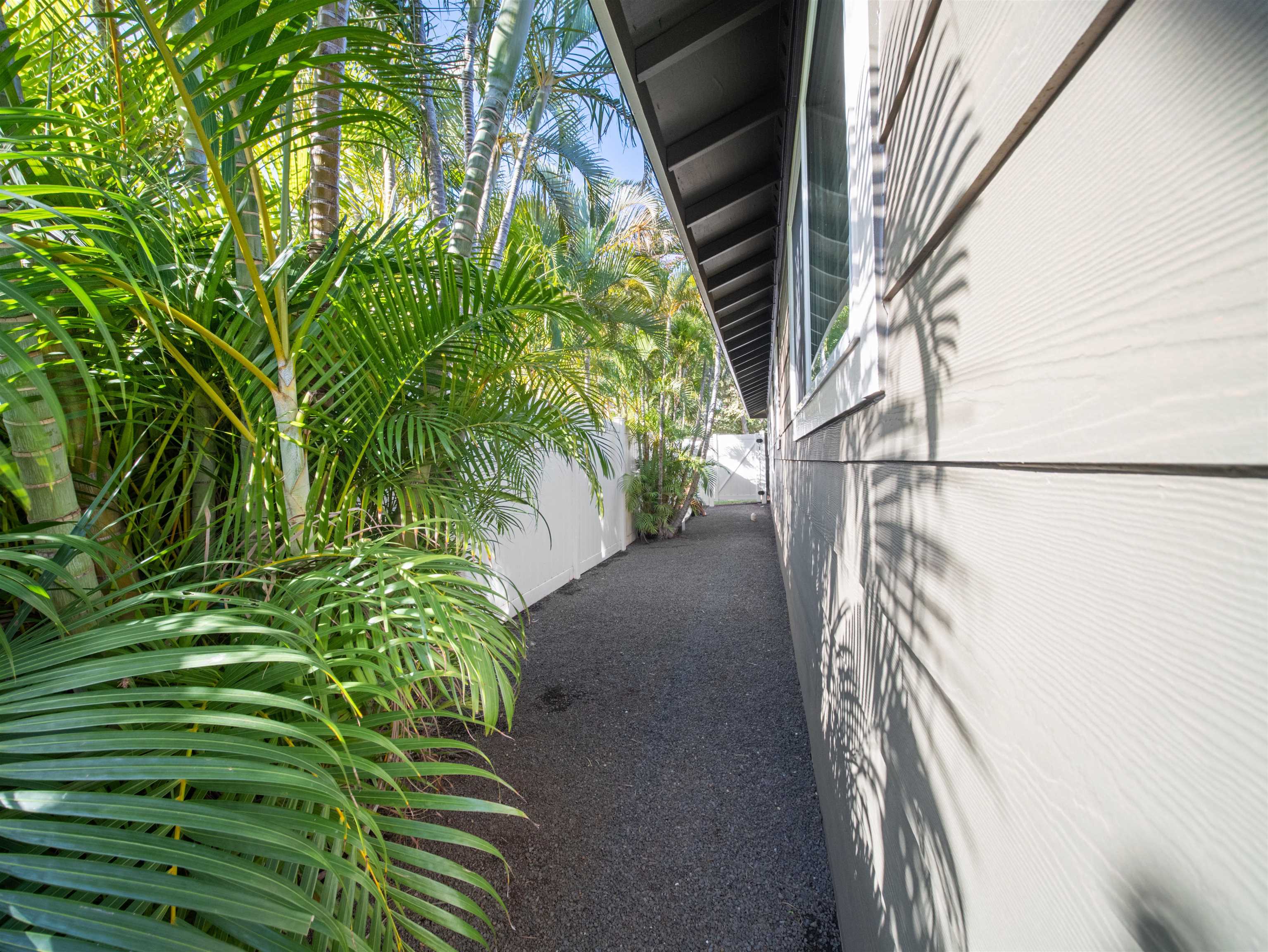 44  Polale St , Kihei home - photo 26 of 28