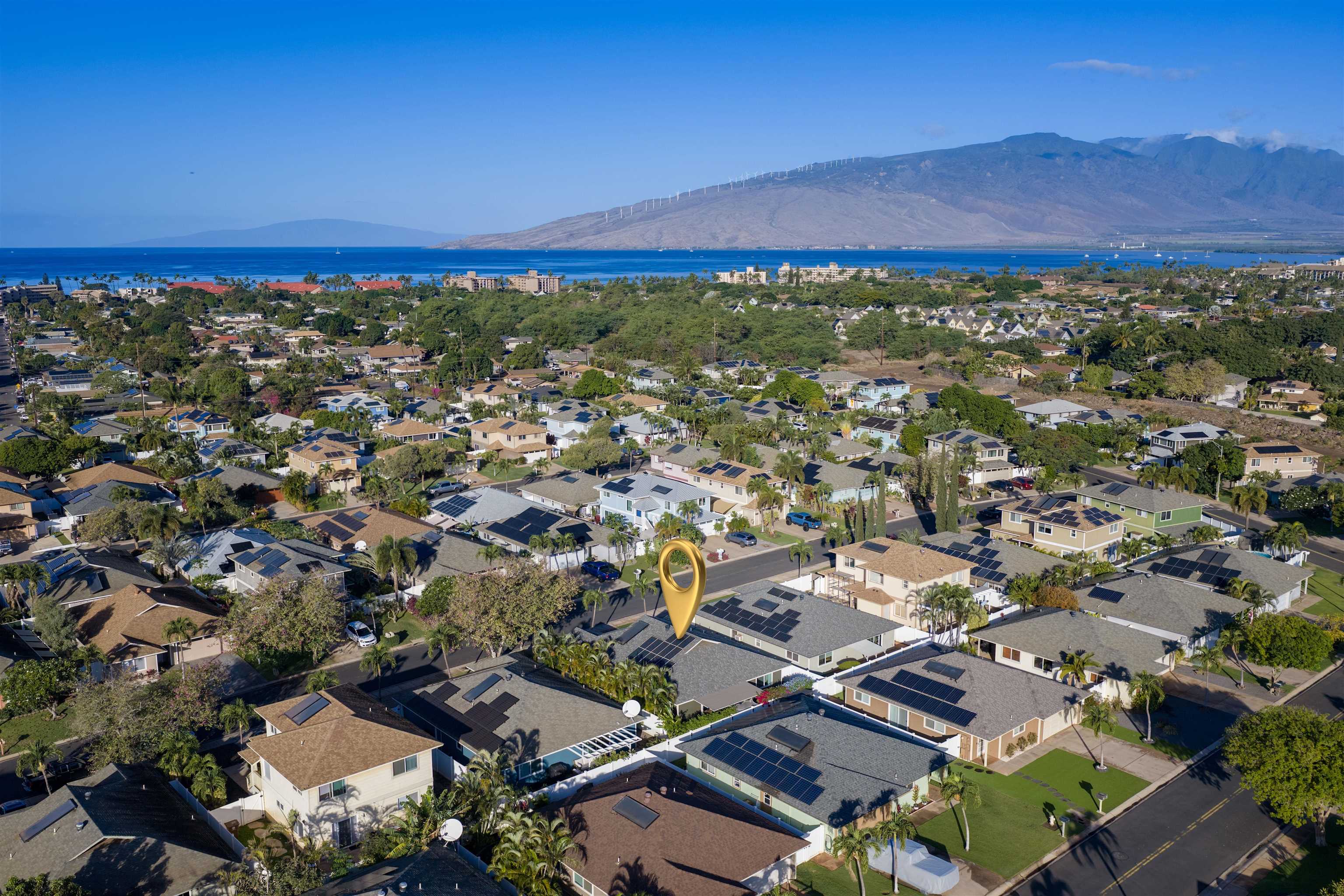 44  Polale St , Kihei home - photo 4 of 28