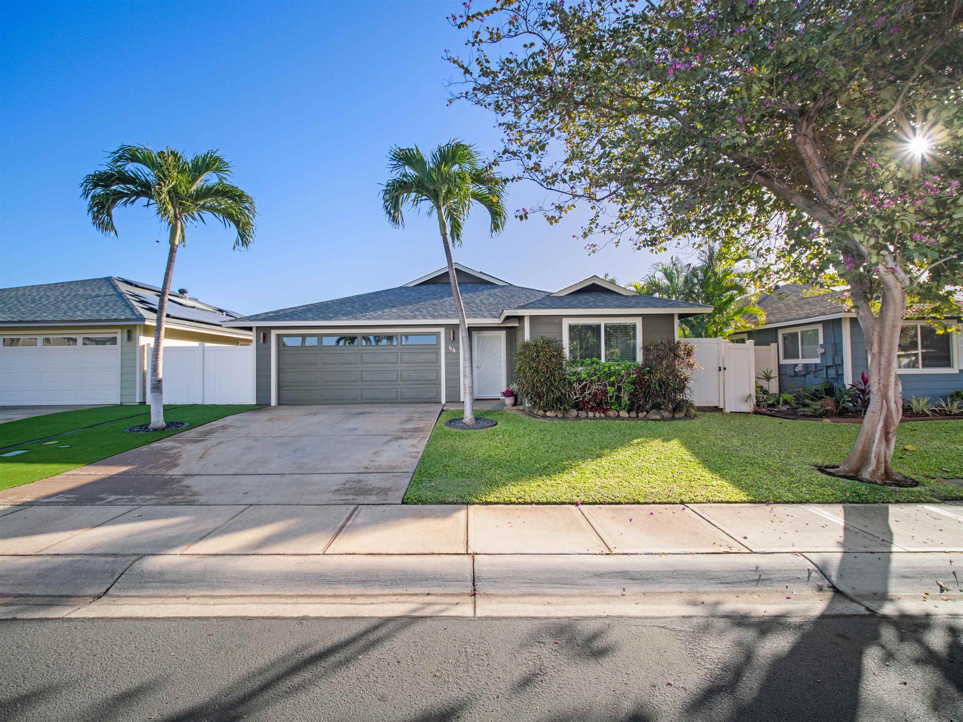 44  Polale St , Kihei home - photo 6 of 28