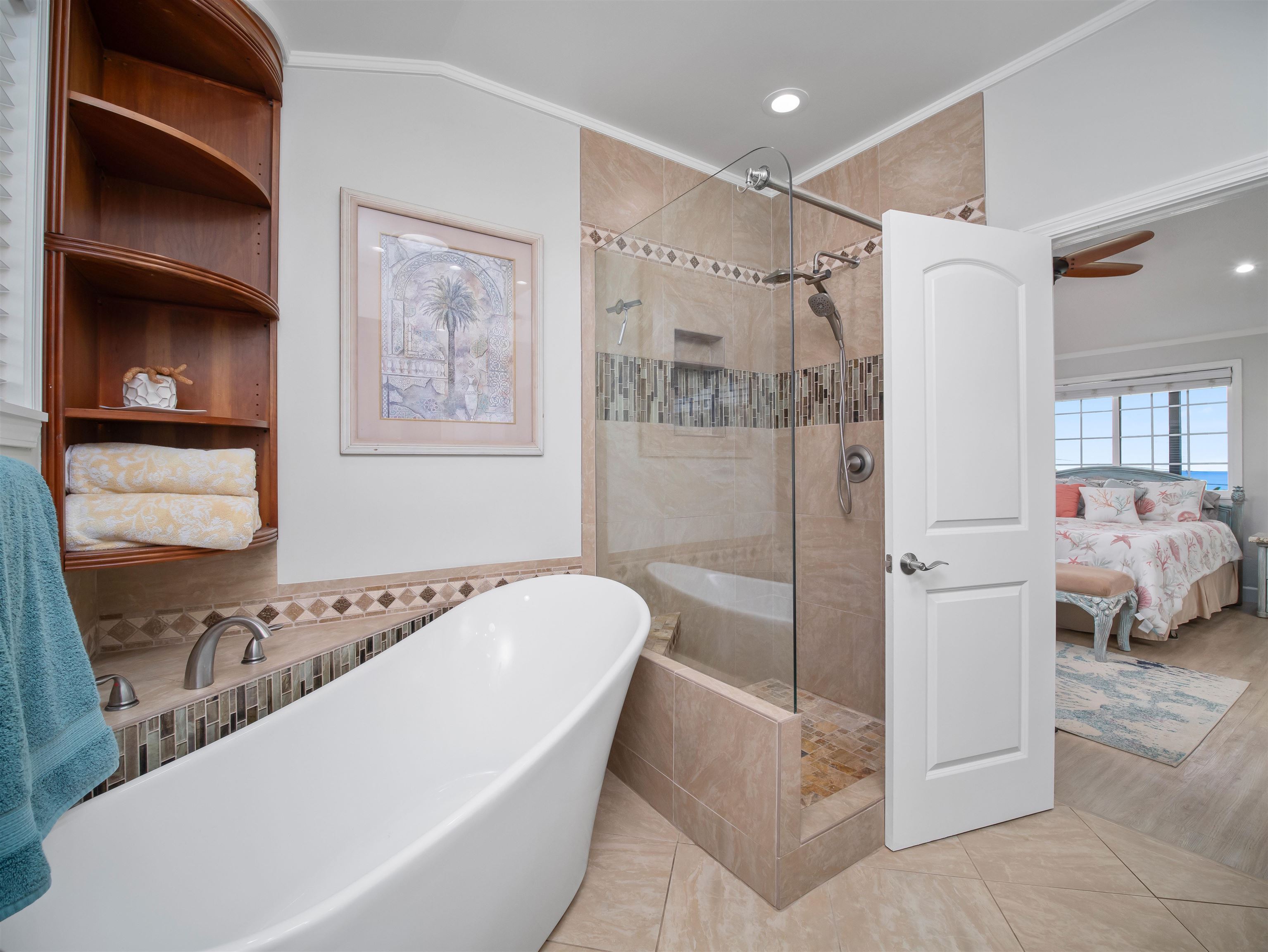 440  Mikioi Pl , Maui Meadows home - photo 20 of 50