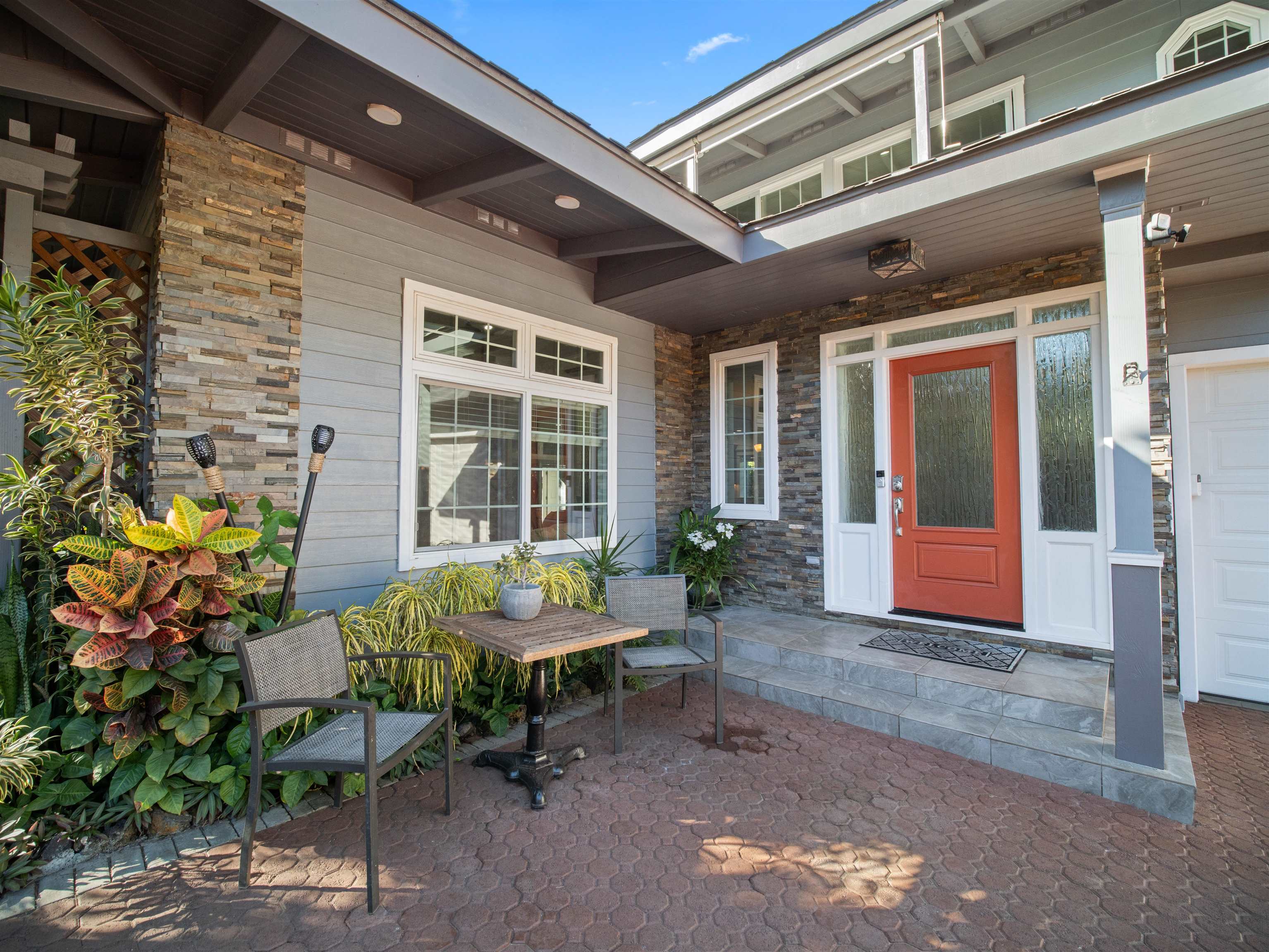 440  Mikioi Pl , Maui Meadows home - photo 5 of 50