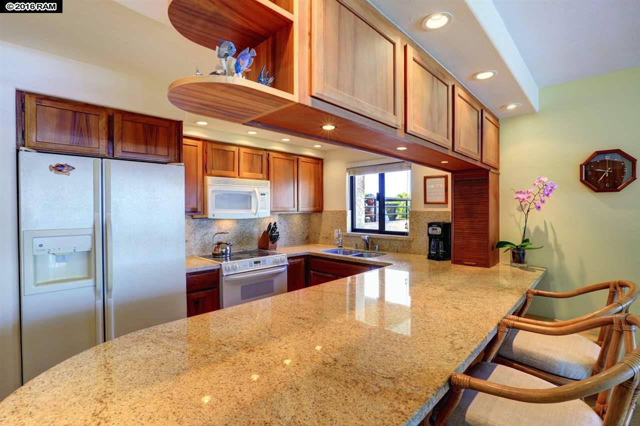 Polo Beach Club condo # 303, Kihei, Hawaii - photo 15 of 28