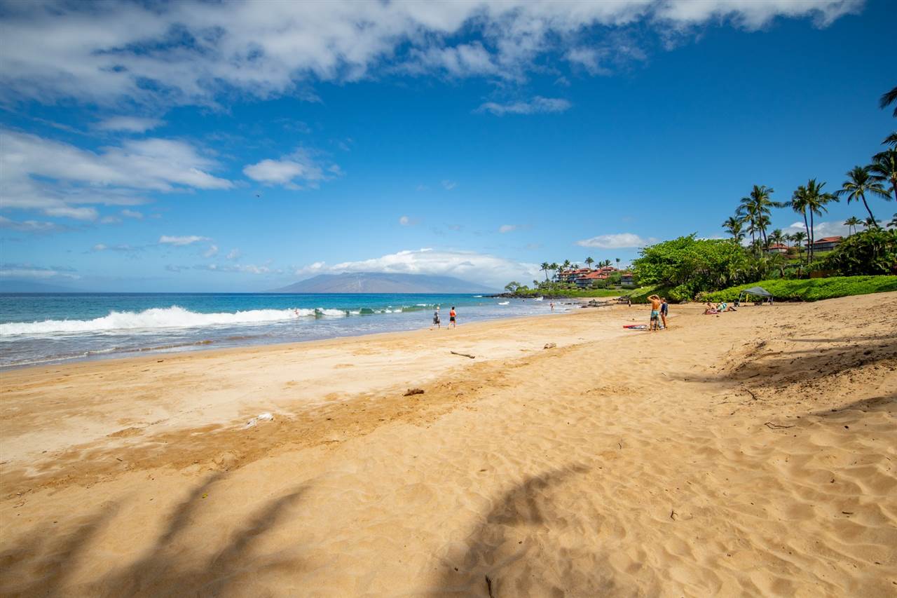 Polo Beach Club condo # 305, Kihei, Hawaii - photo 24 of 30
