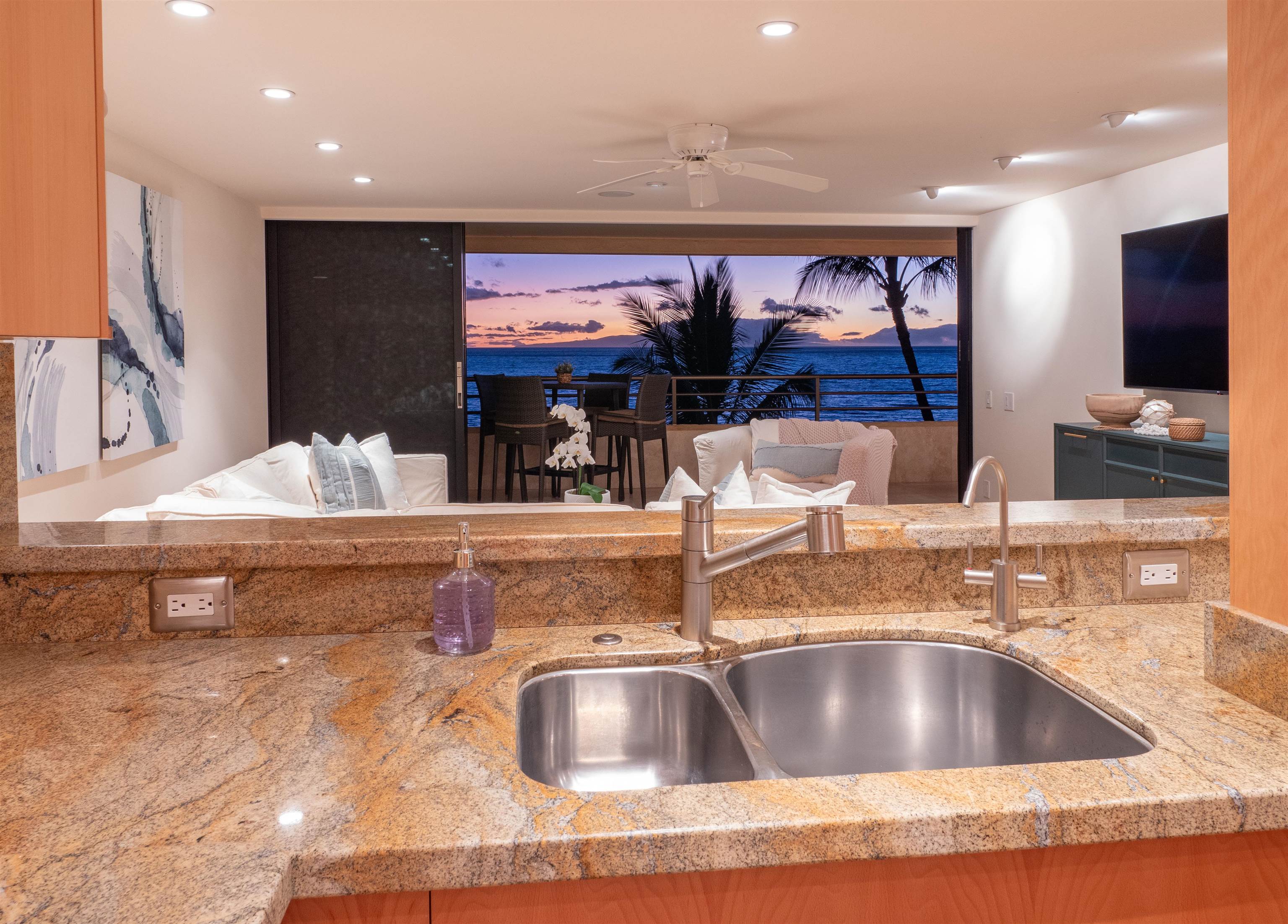 Polo Beach Club condo # 605, Kihei, Hawaii - photo 14 of 45