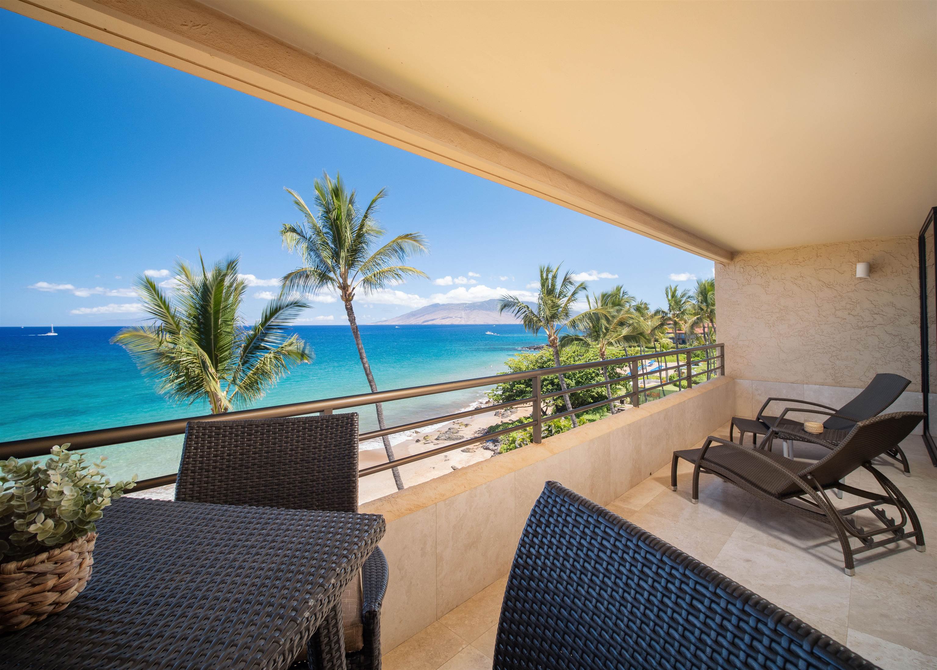 Polo Beach Club condo # 605, Kihei, Hawaii - photo 5 of 45