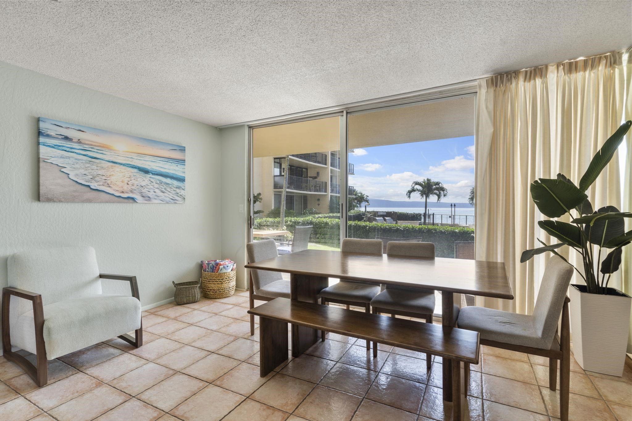 Hololani condo # A101, Lahaina, Hawaii - photo 14 of 37