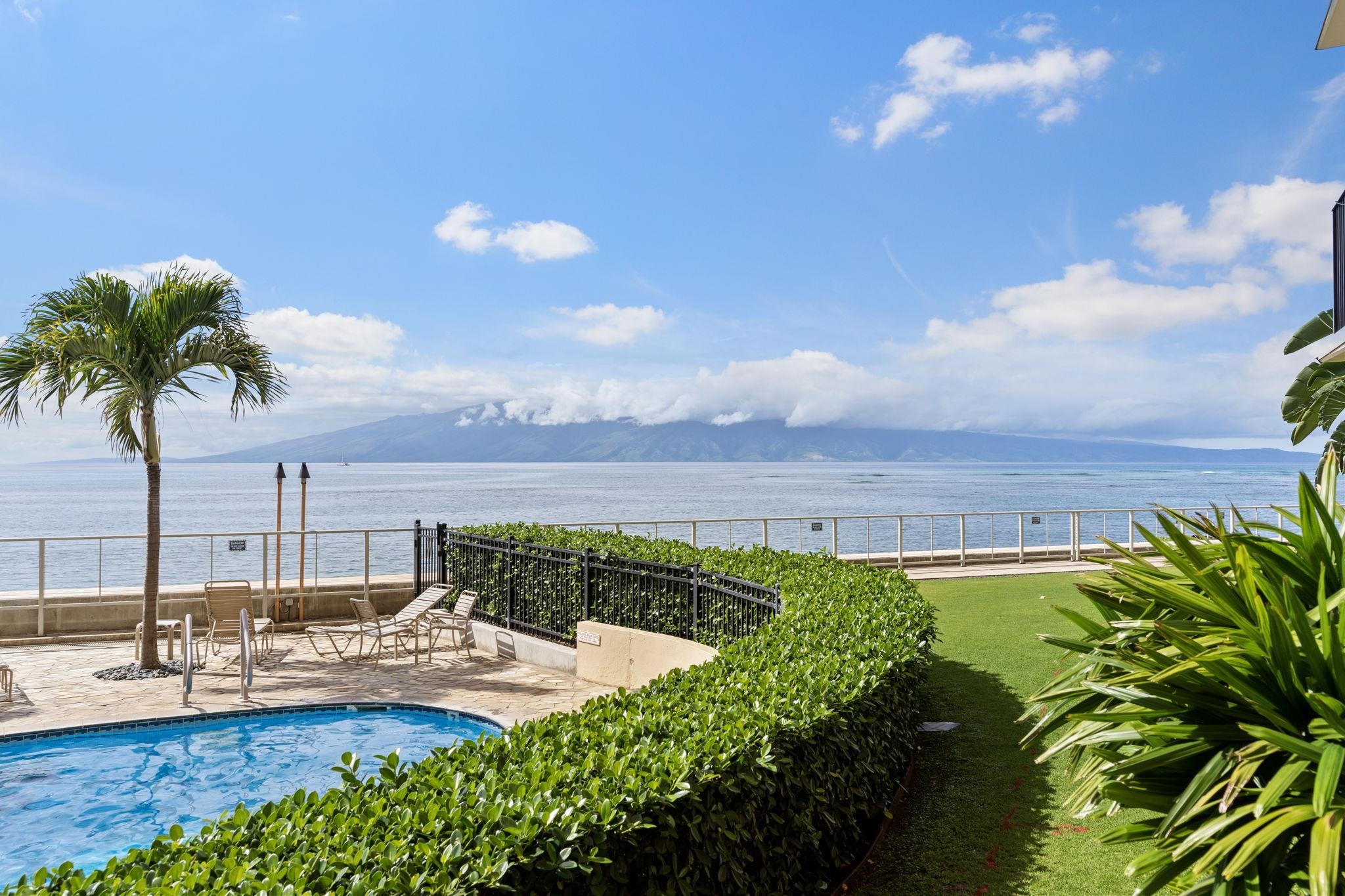 Hololani condo # A101, Lahaina, Hawaii - photo 22 of 37