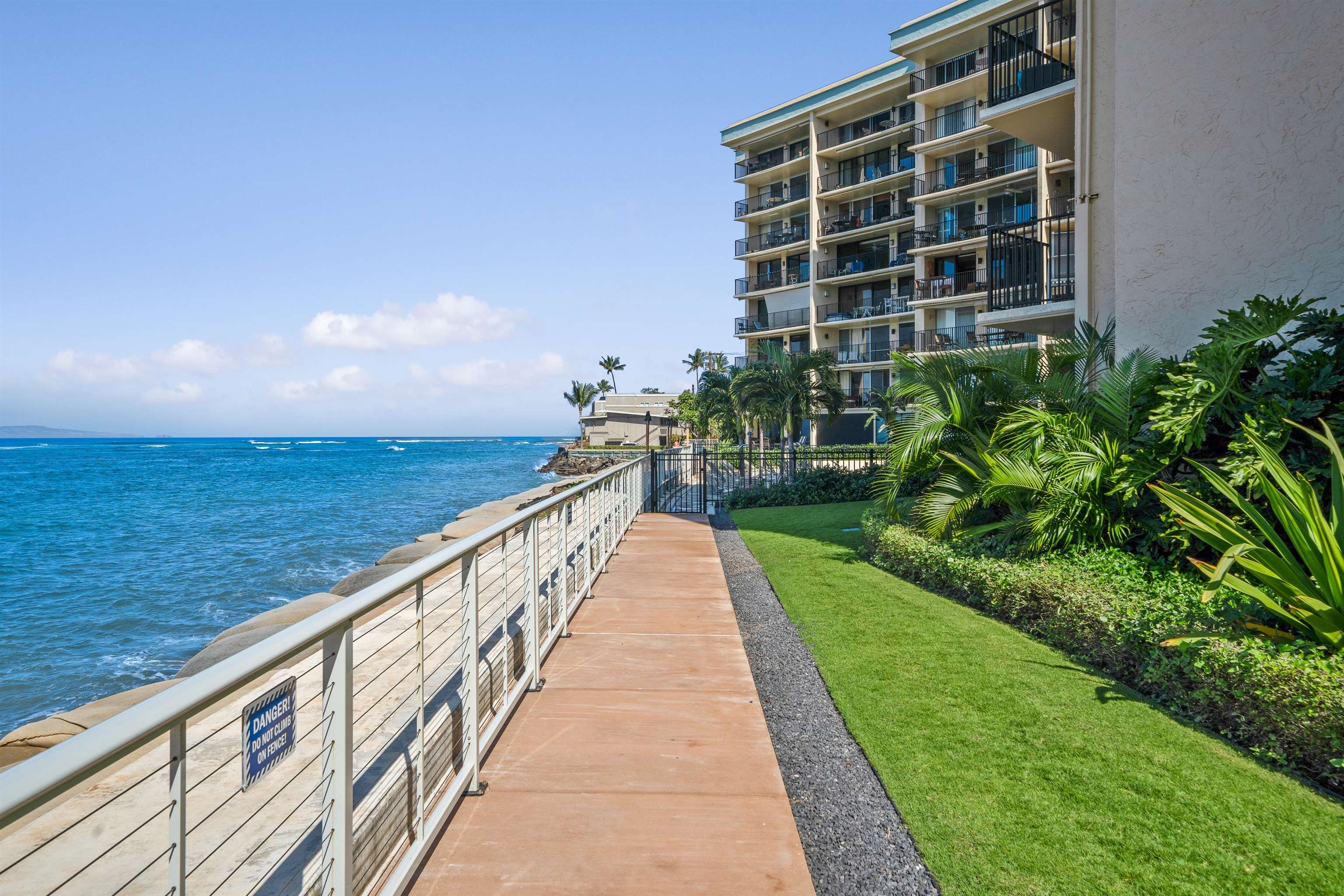 Hololani condo # A-204, Lahaina, Hawaii - photo 27 of 39