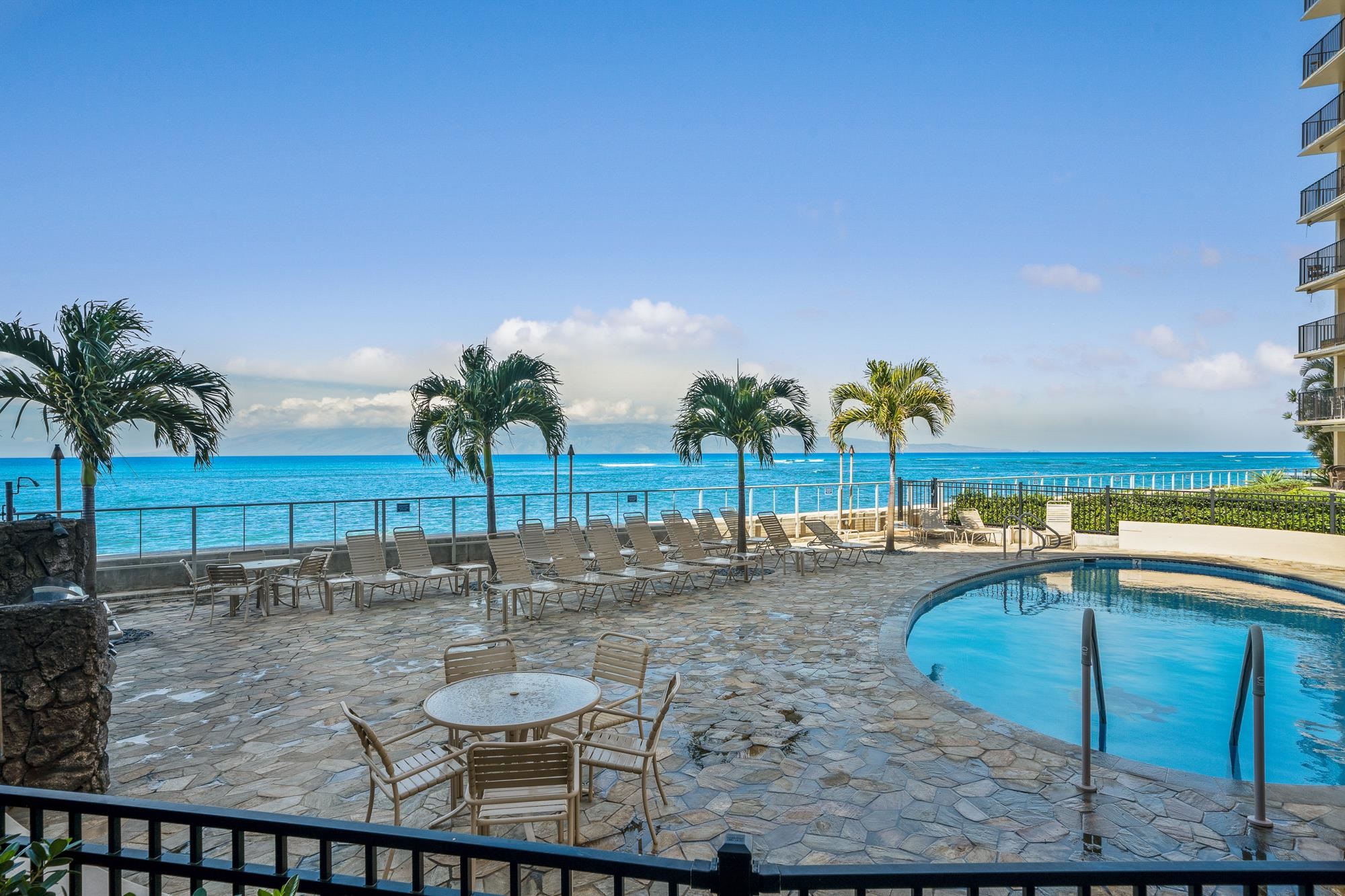 Hololani condo # A502, Lahaina, Hawaii - photo 8 of 39