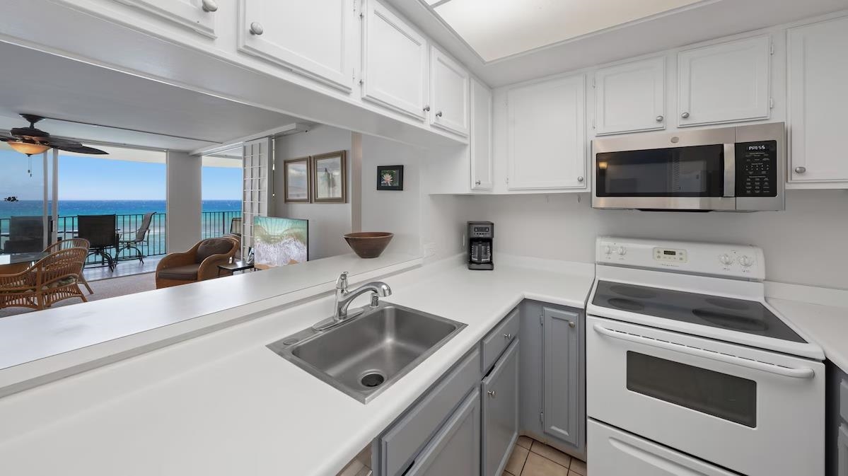 Hololani condo # A604, Lahaina, Hawaii - photo 21 of 50