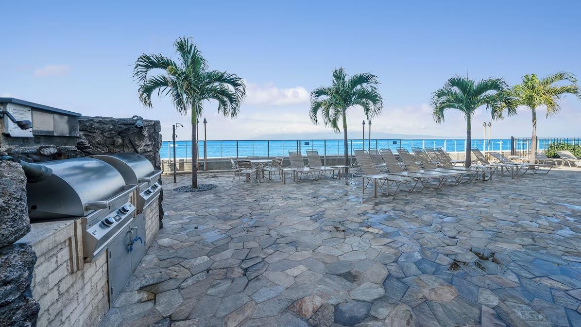 Hololani condo # A604, Lahaina, Hawaii - photo 41 of 50