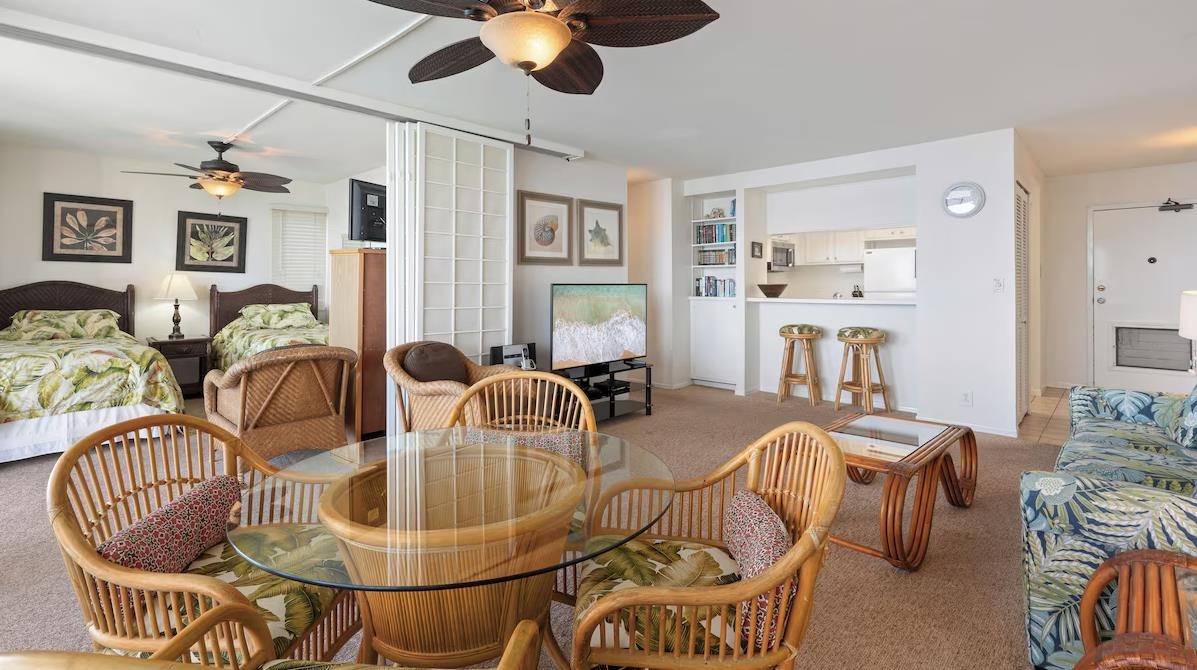 Hololani condo # A604, Lahaina, Hawaii - photo 9 of 50