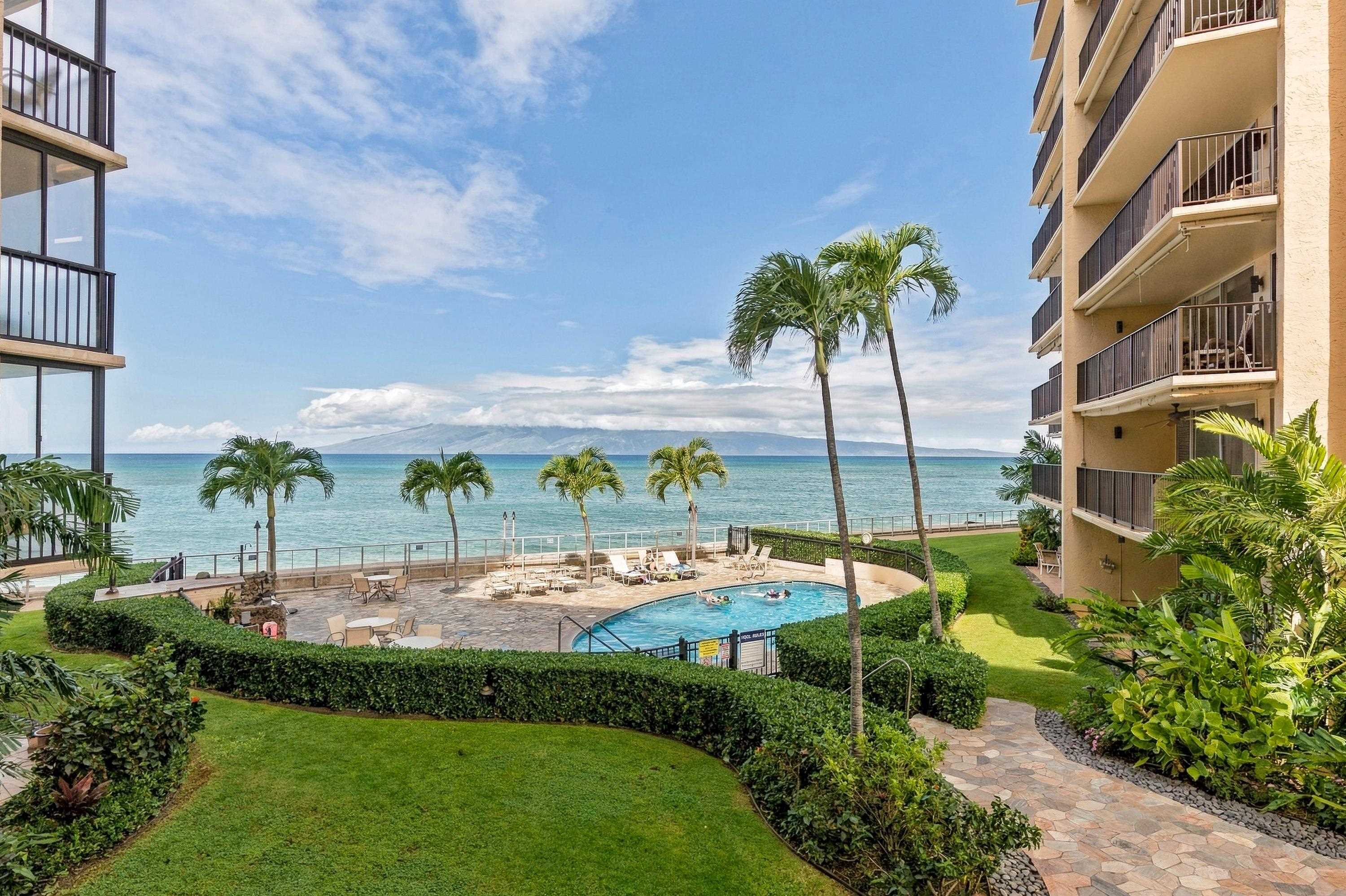 Hololani condo # B201, Lahaina, Hawaii - photo 20 of 31