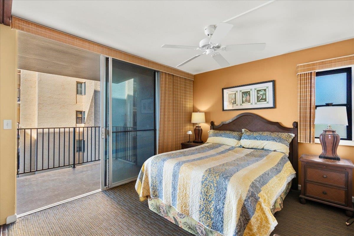 Hololani condo # B-401, Lahaina, Hawaii - photo 20 of 42