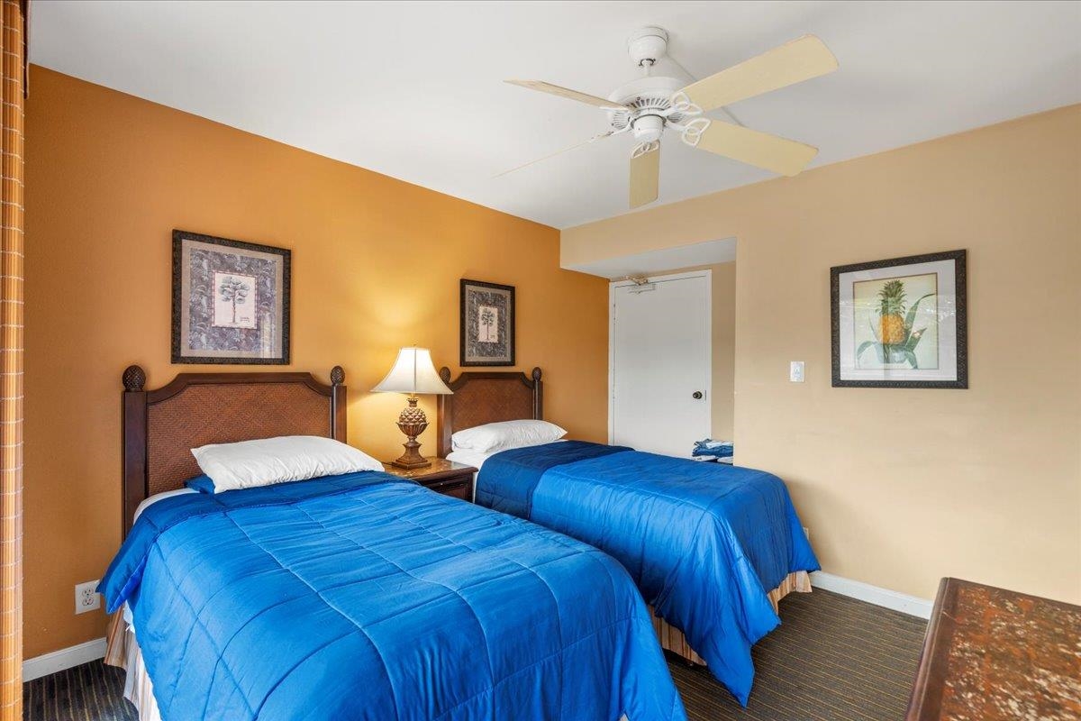 Hololani condo # B-401, Lahaina, Hawaii - photo 25 of 42