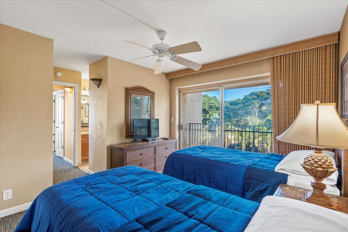 Hololani condo # B-401, Lahaina, Hawaii - photo 28 of 42