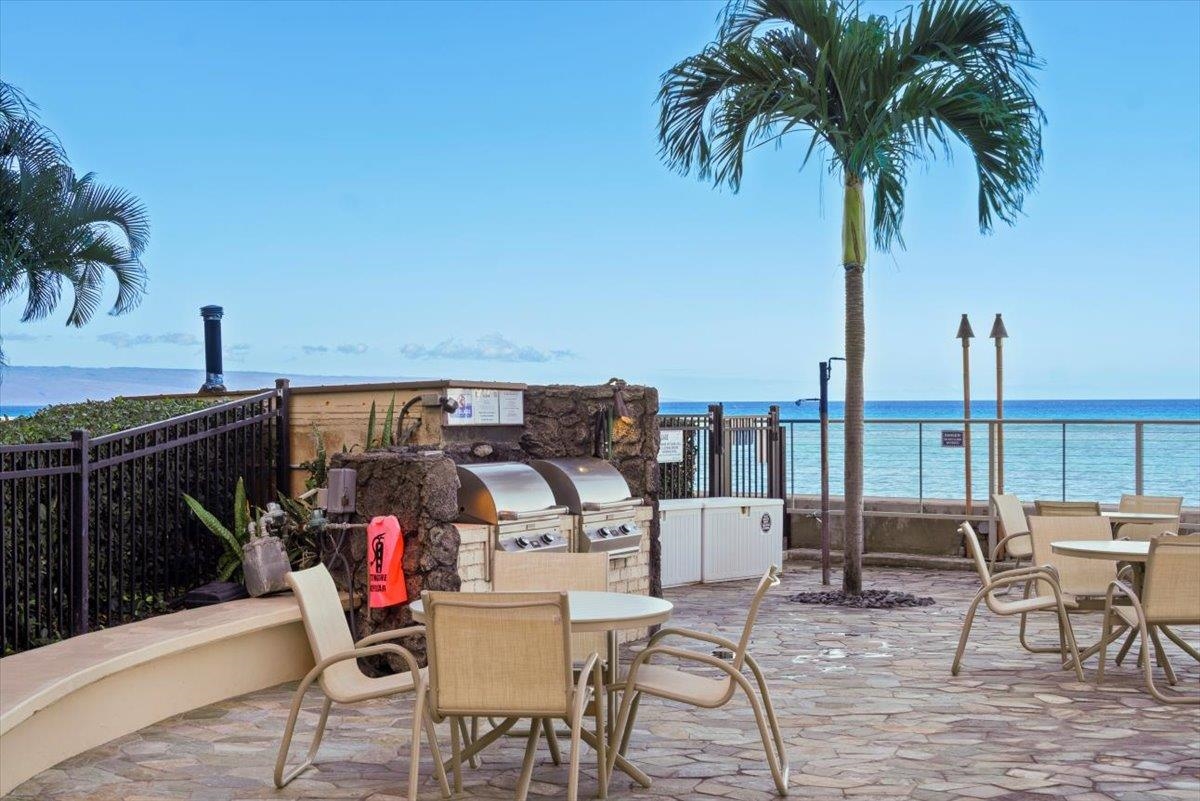 Hololani condo # B-401, Lahaina, Hawaii - photo 40 of 42