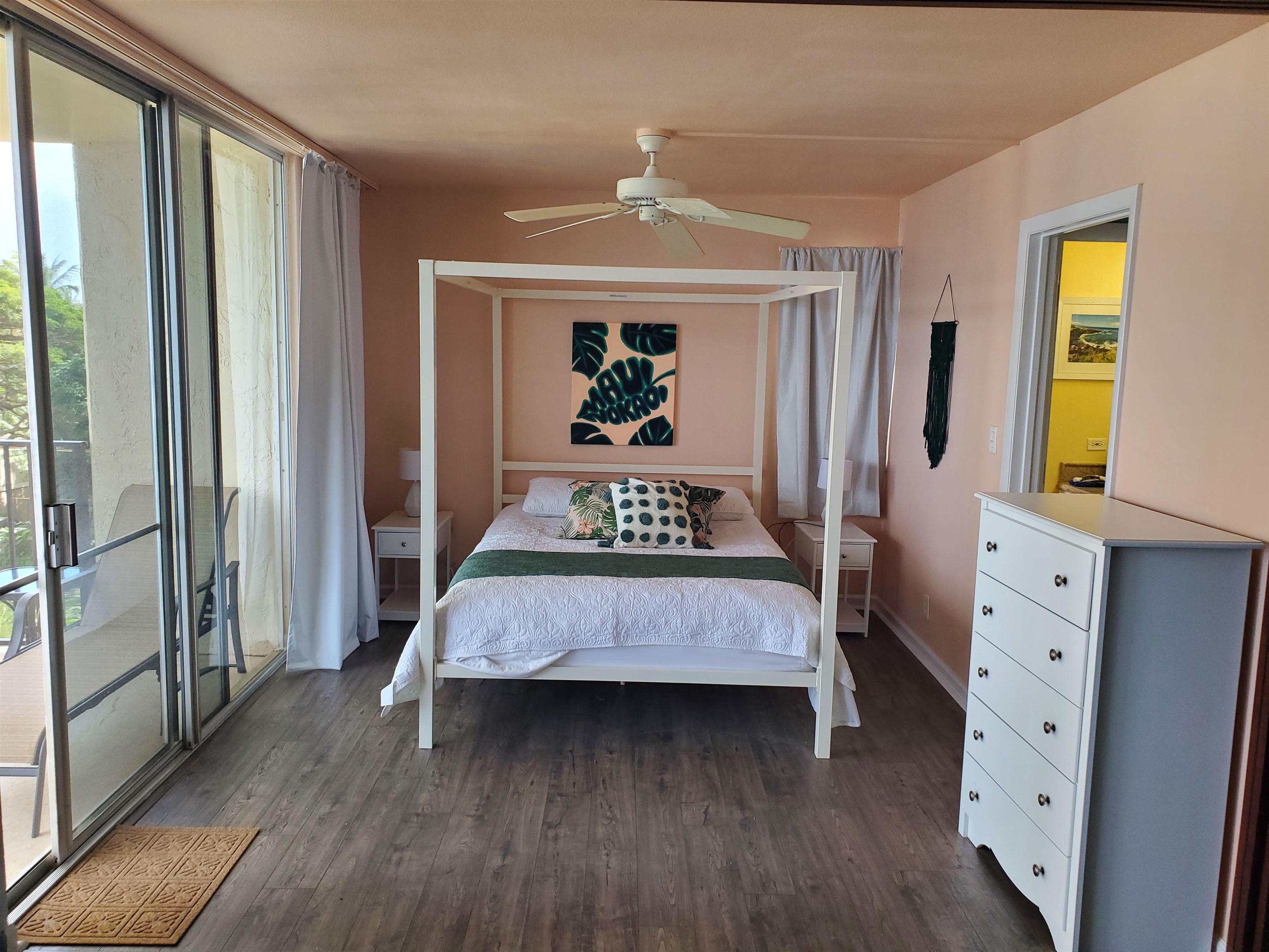 Hololani condo # B501, Lahaina, Hawaii - photo 5 of 12