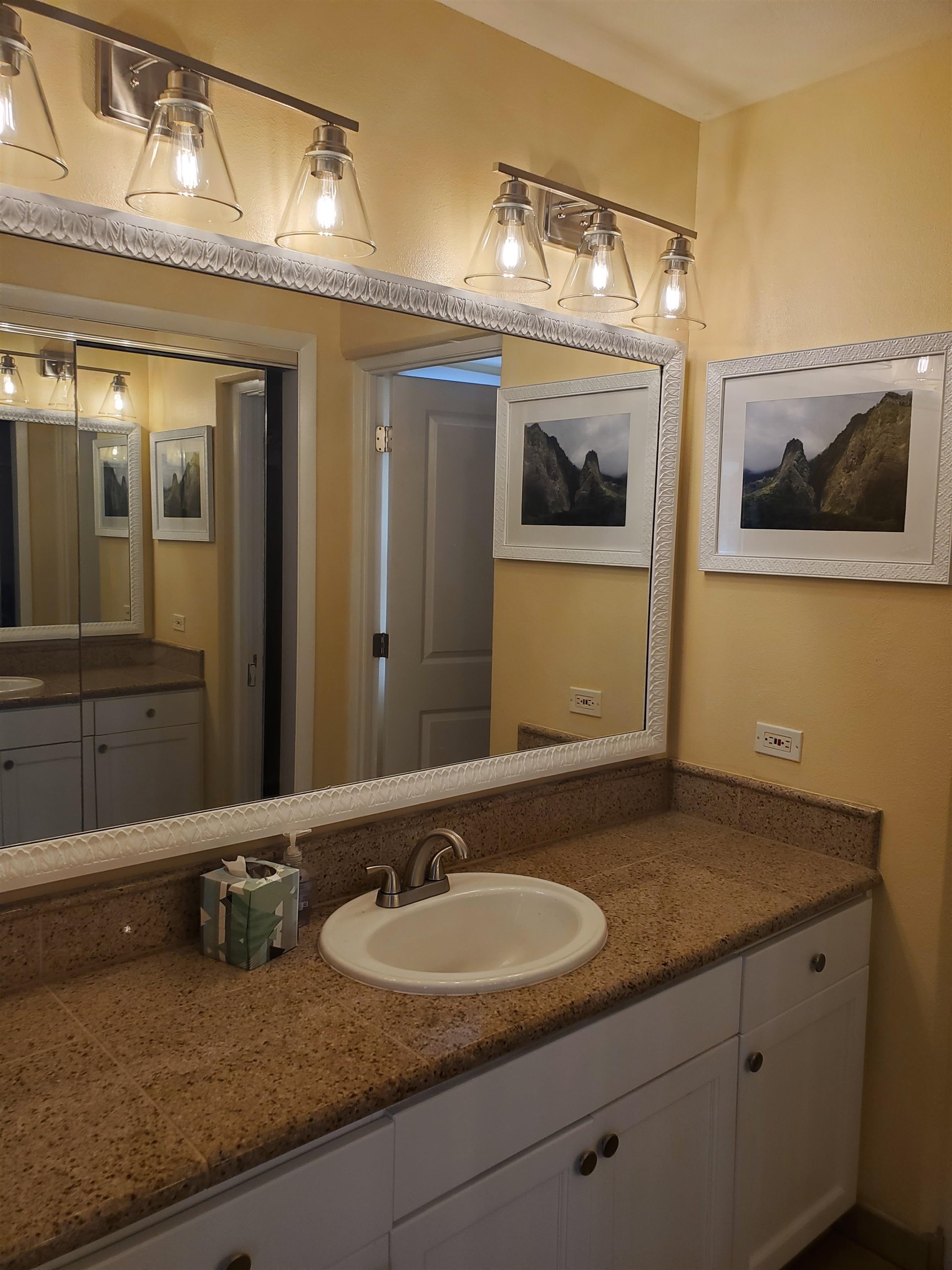 Hololani condo # B501, Lahaina, Hawaii - photo 9 of 12