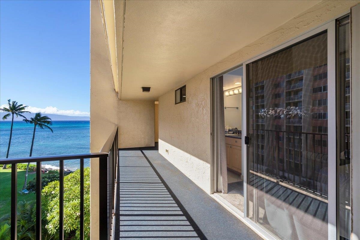 Hololani condo # B503, Lahaina, Hawaii - photo 11 of 29