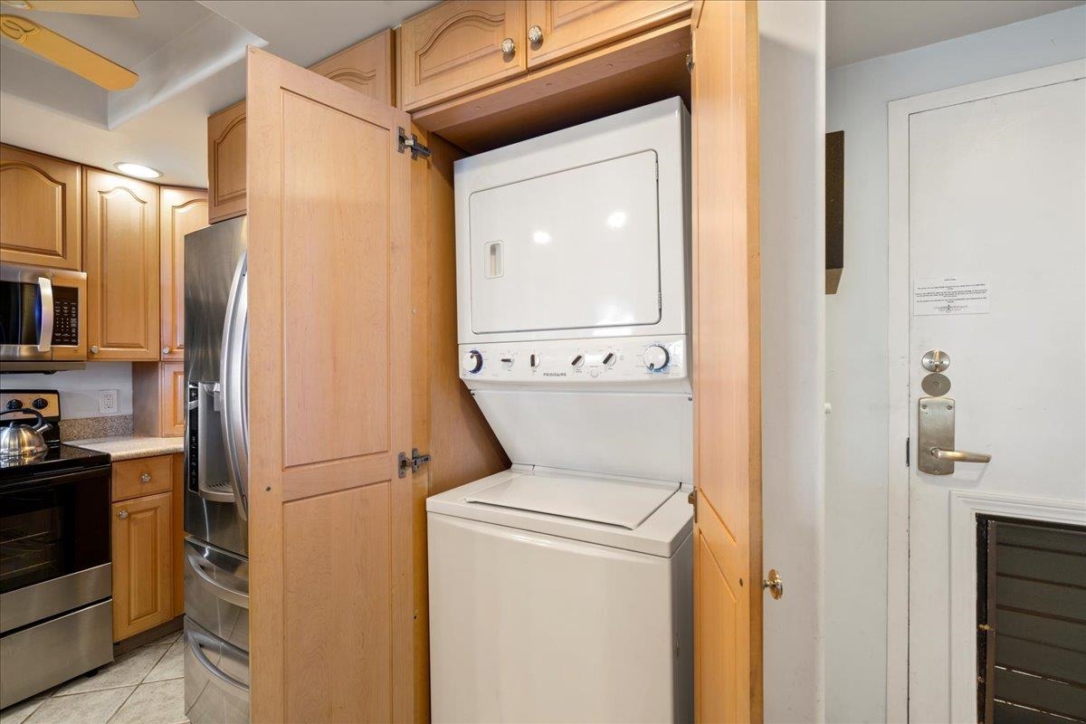 Hololani condo # B503, Lahaina, Hawaii - photo 20 of 29