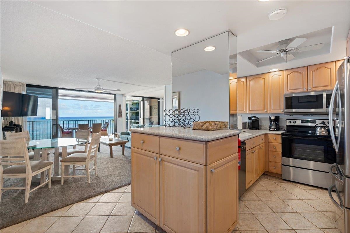 Hololani condo # B503, Lahaina, Hawaii - photo 8 of 29